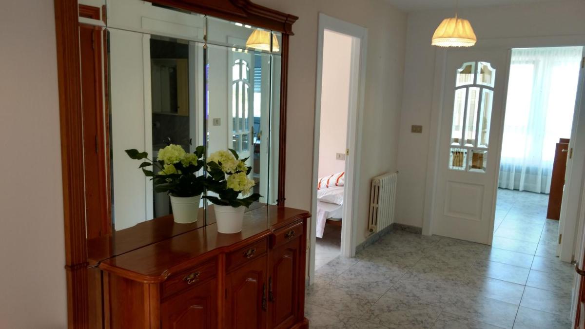 Xabarin Apartment photo 5