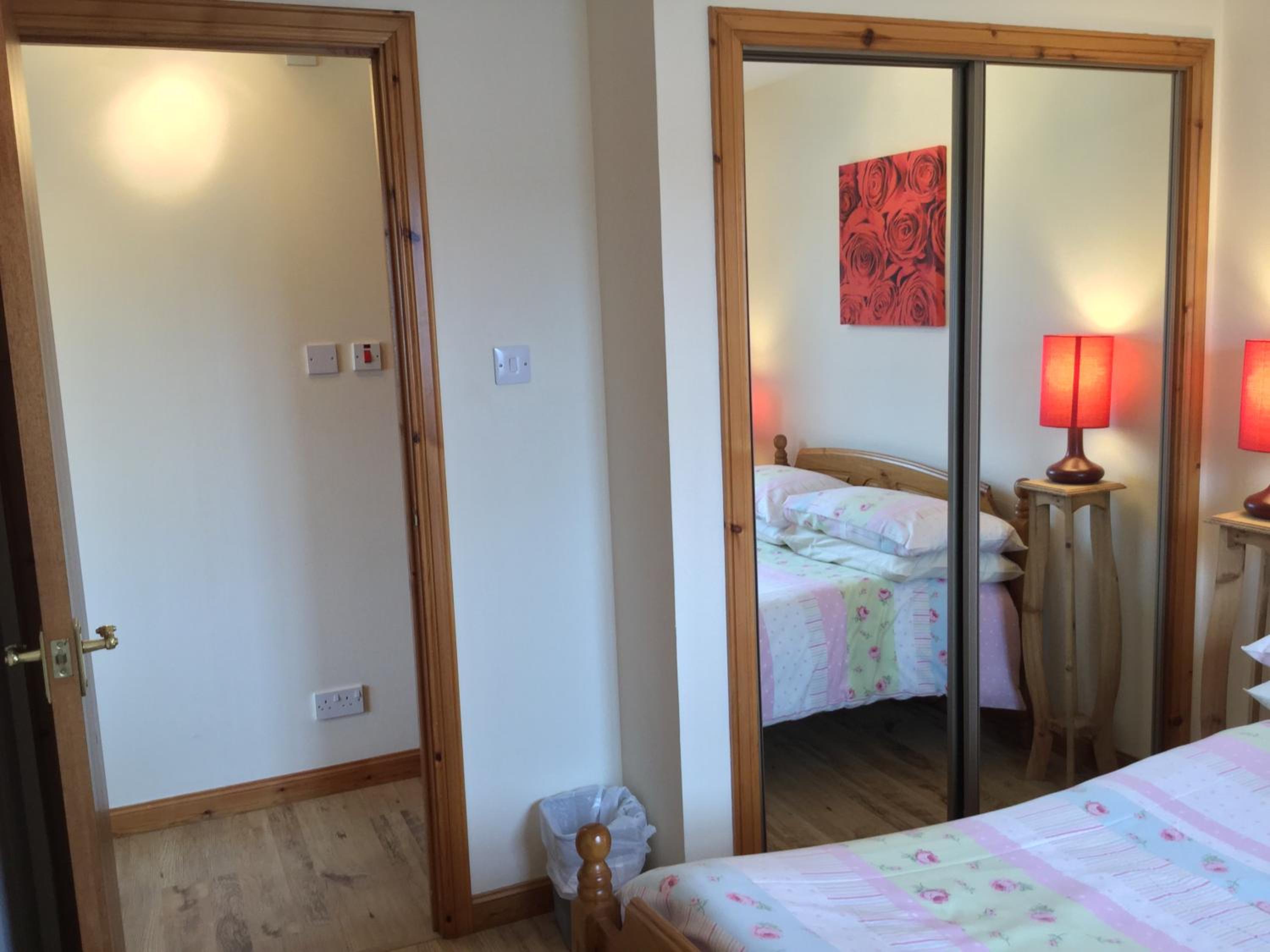 One-Bedroom Apartment - Wyvis Free Parking