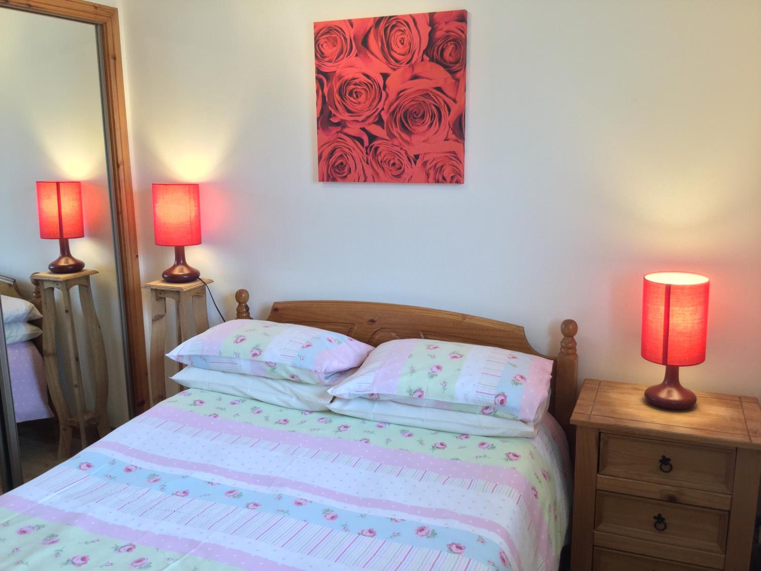 One-Bedroom Apartment - Wyvis Free Parking