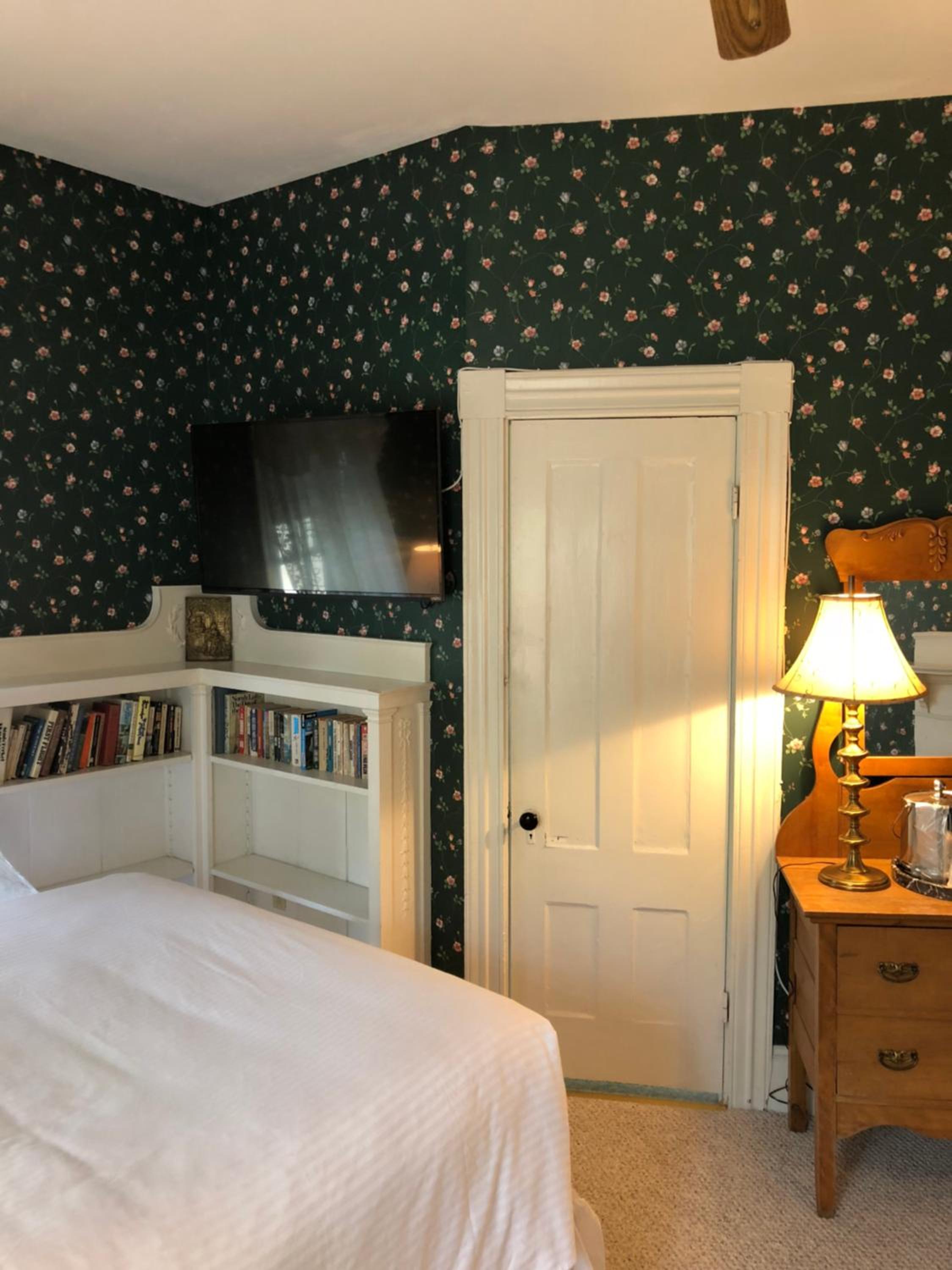 Central House Inn
