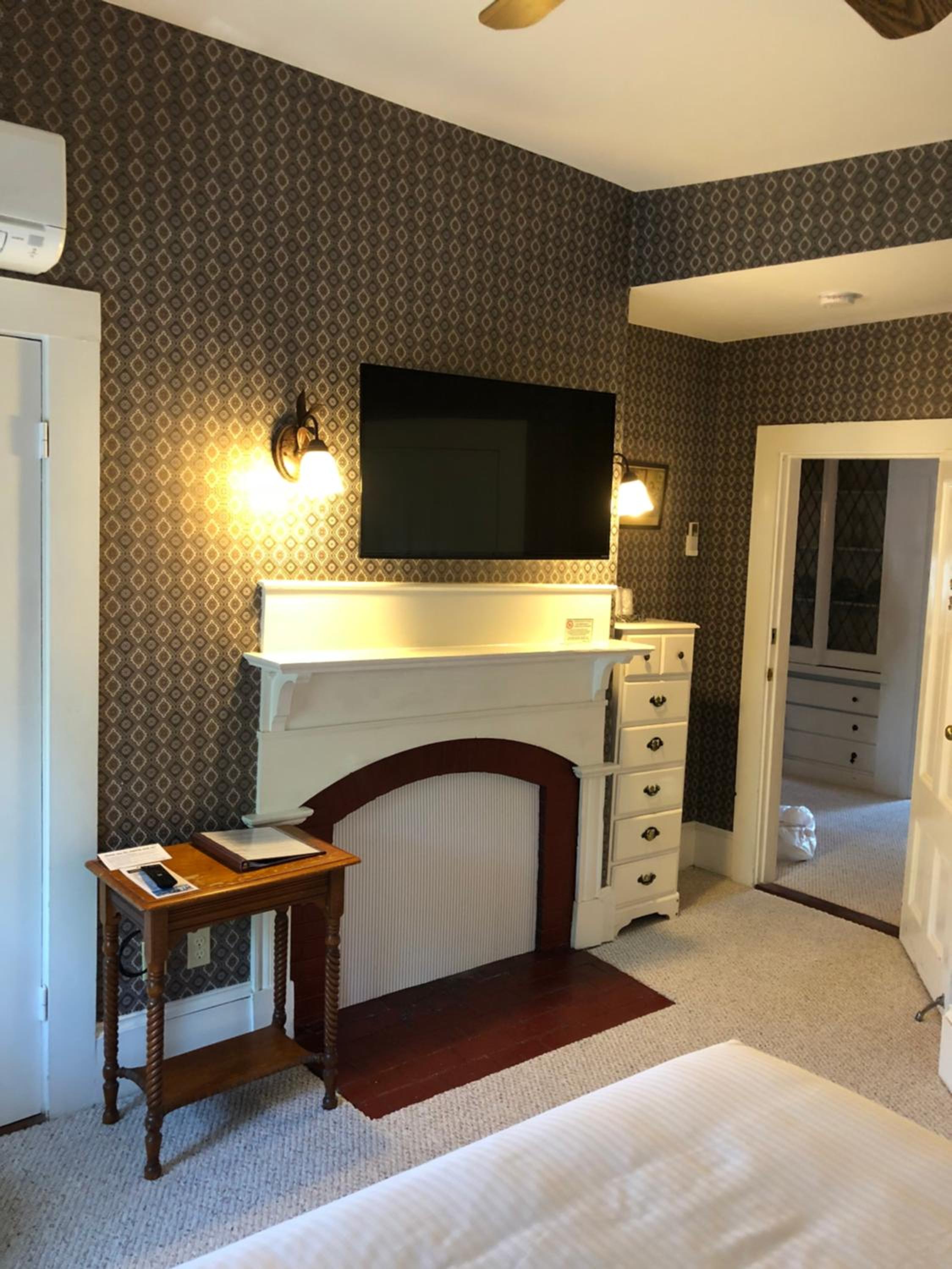Central House Inn
