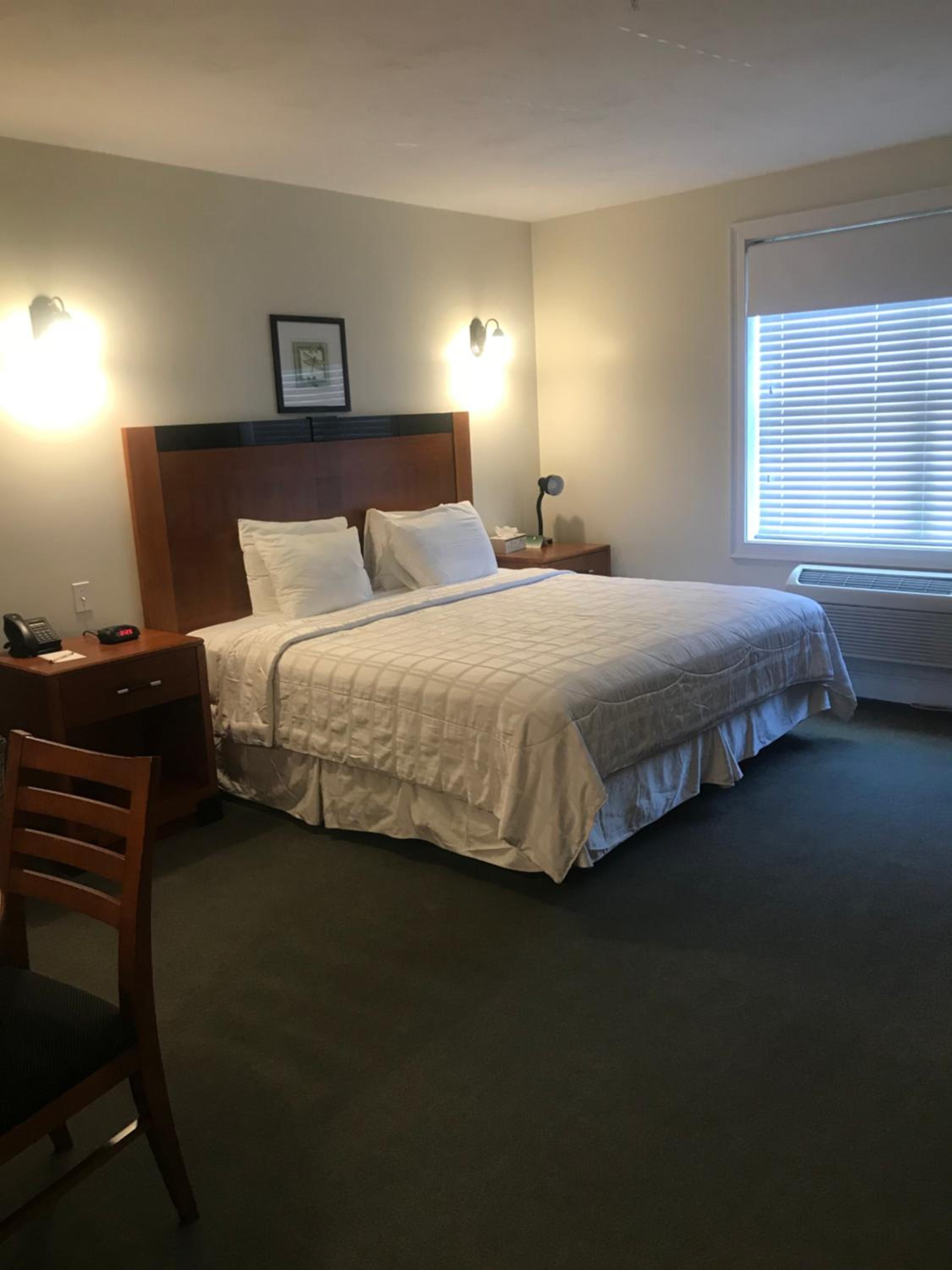 Crescent Suites Hotel - Property Image 20