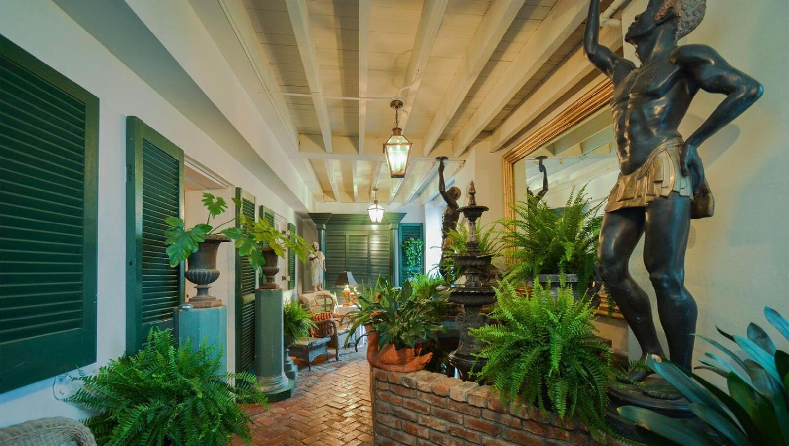 Natchez Vacations - Choctaw Hall Bed  Breakfast - Property Image 3