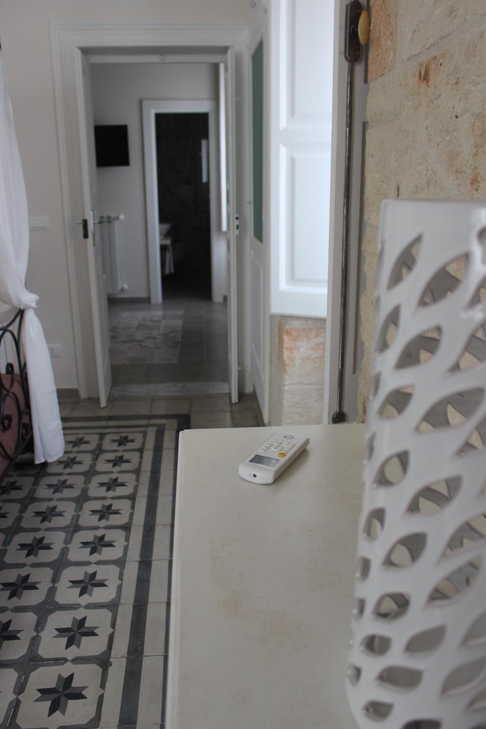 Photo 28