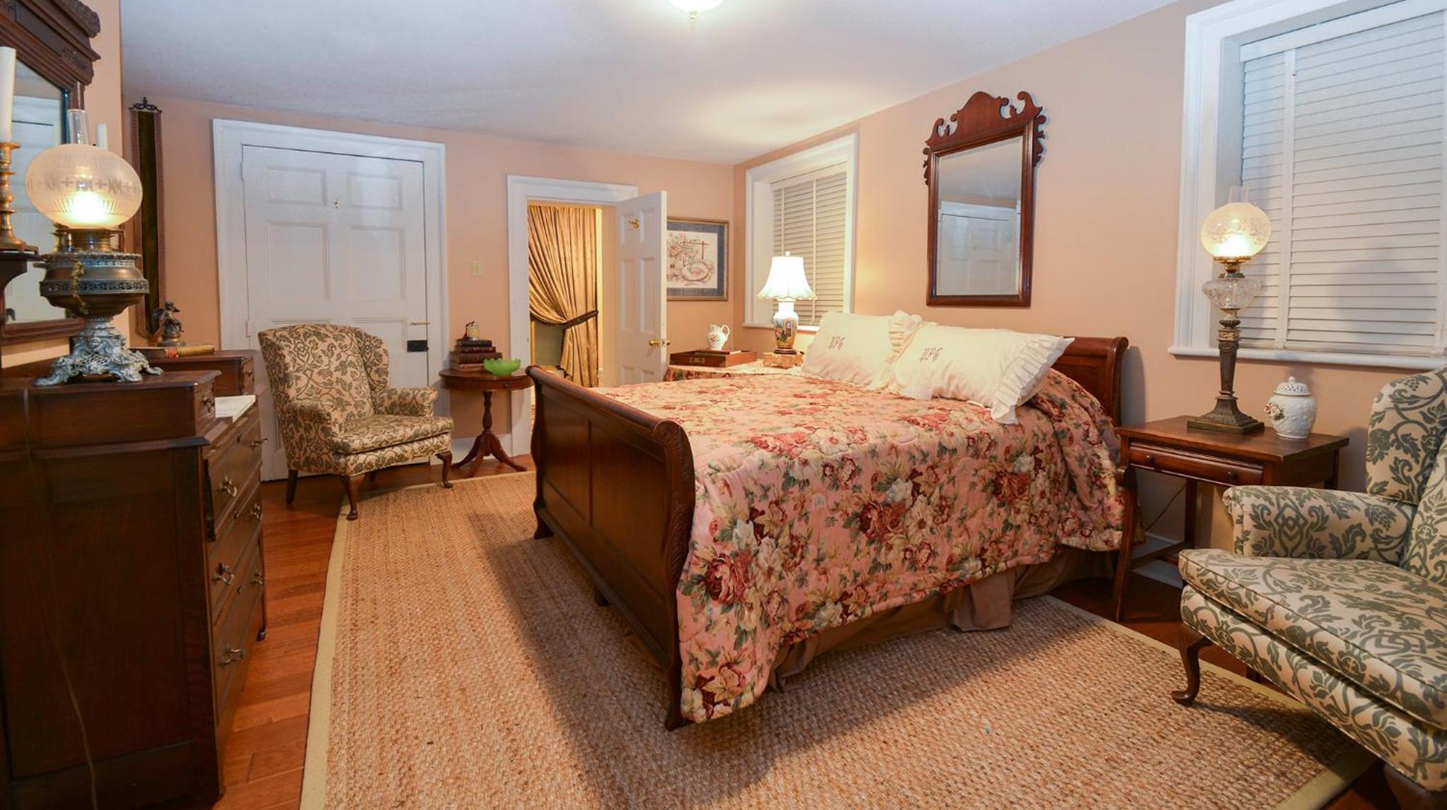 Choctaw Hall Bed & Breakfast
