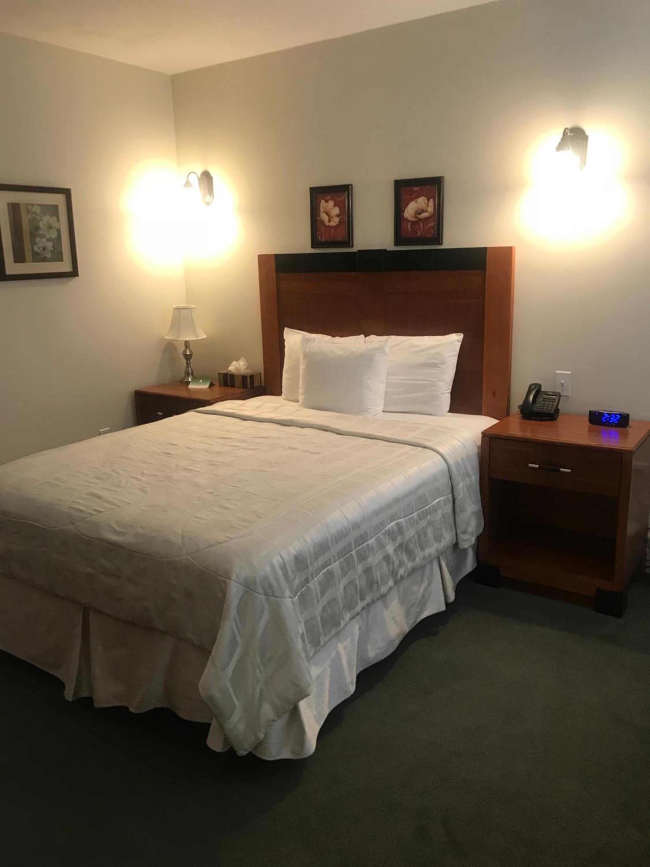 Crescent Suites Hotel - Property Image 53