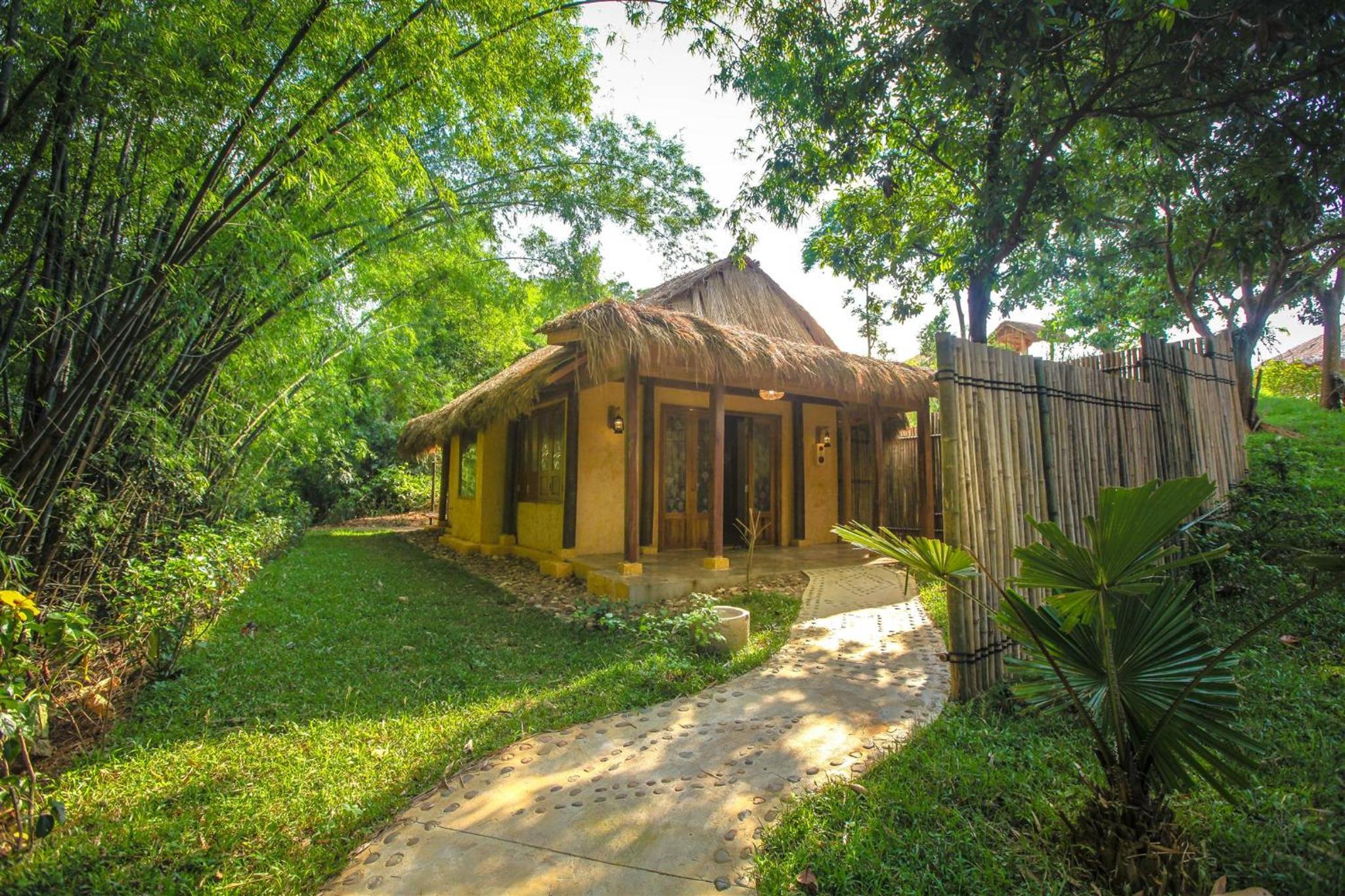 Mai Chau Hideaway Lake Resort