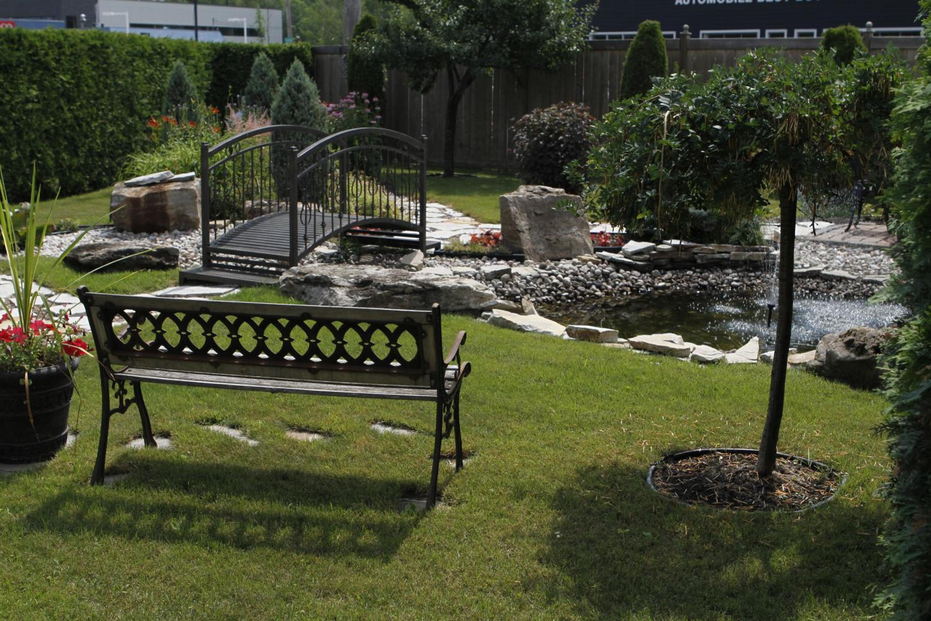 Le Fabreville Motel & Suites