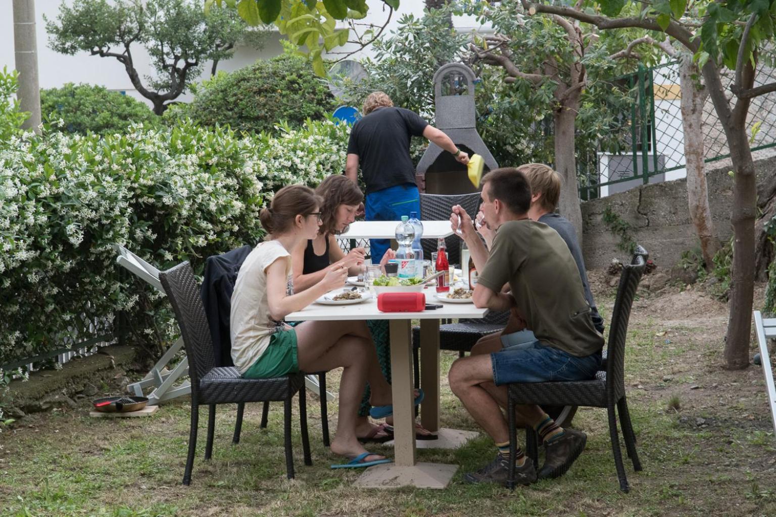 dining