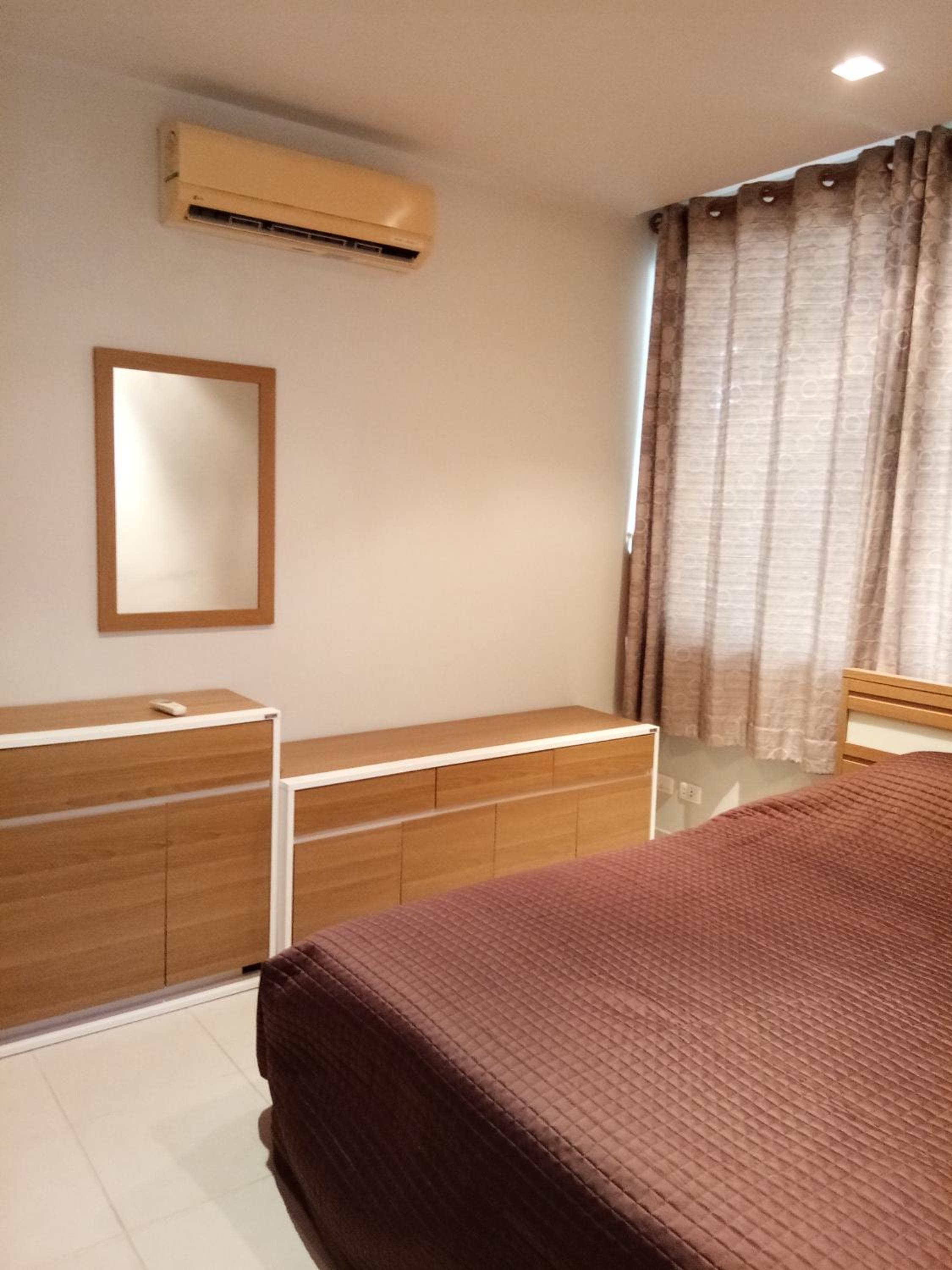 Seaview Condominium B15 view 2