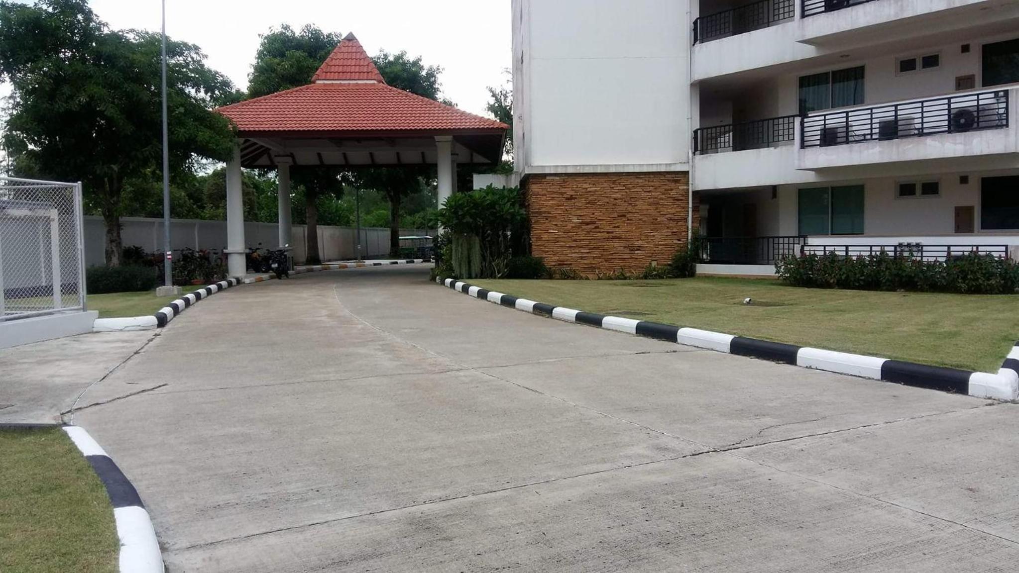 Seaview Condominium B15 view 3
