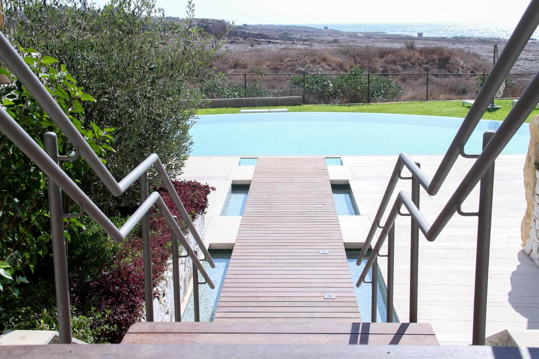 Lighthouse Getaway apartment