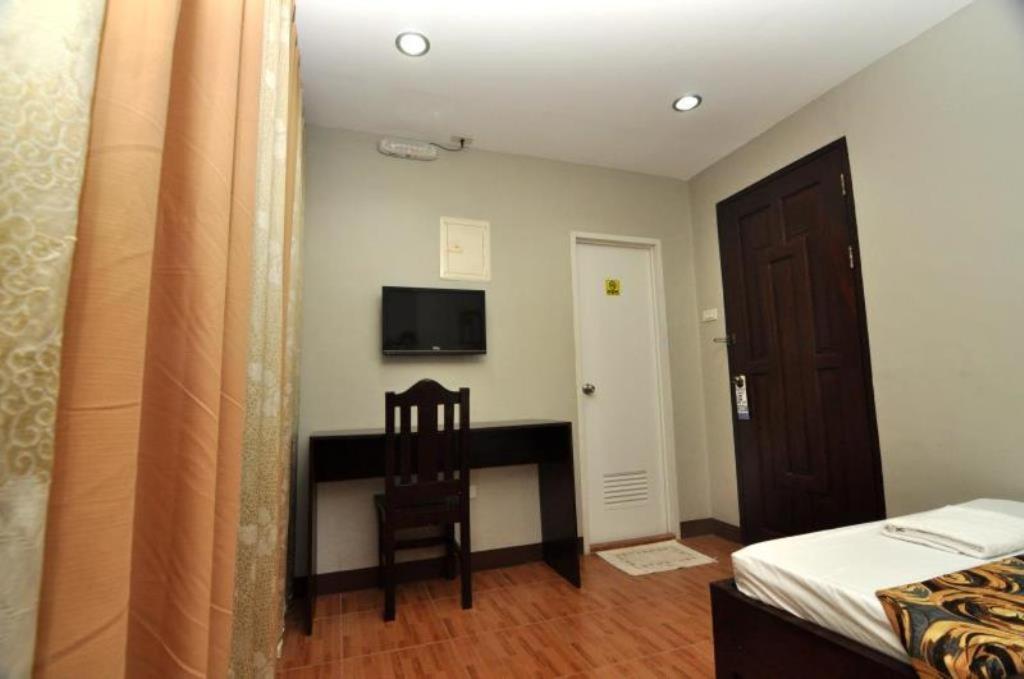 Harbour Gardens Tourist Inn - Image 5