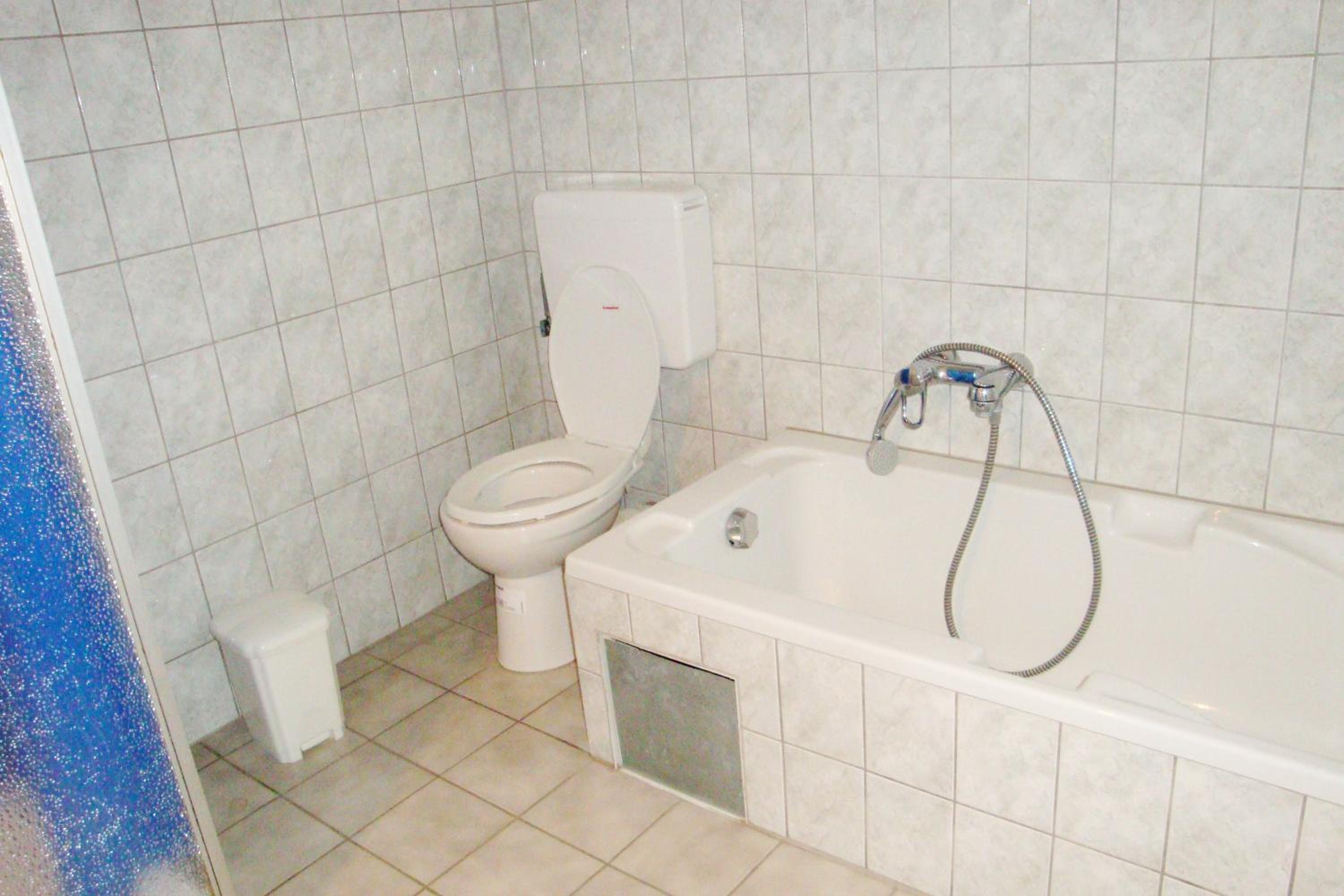Photo 34