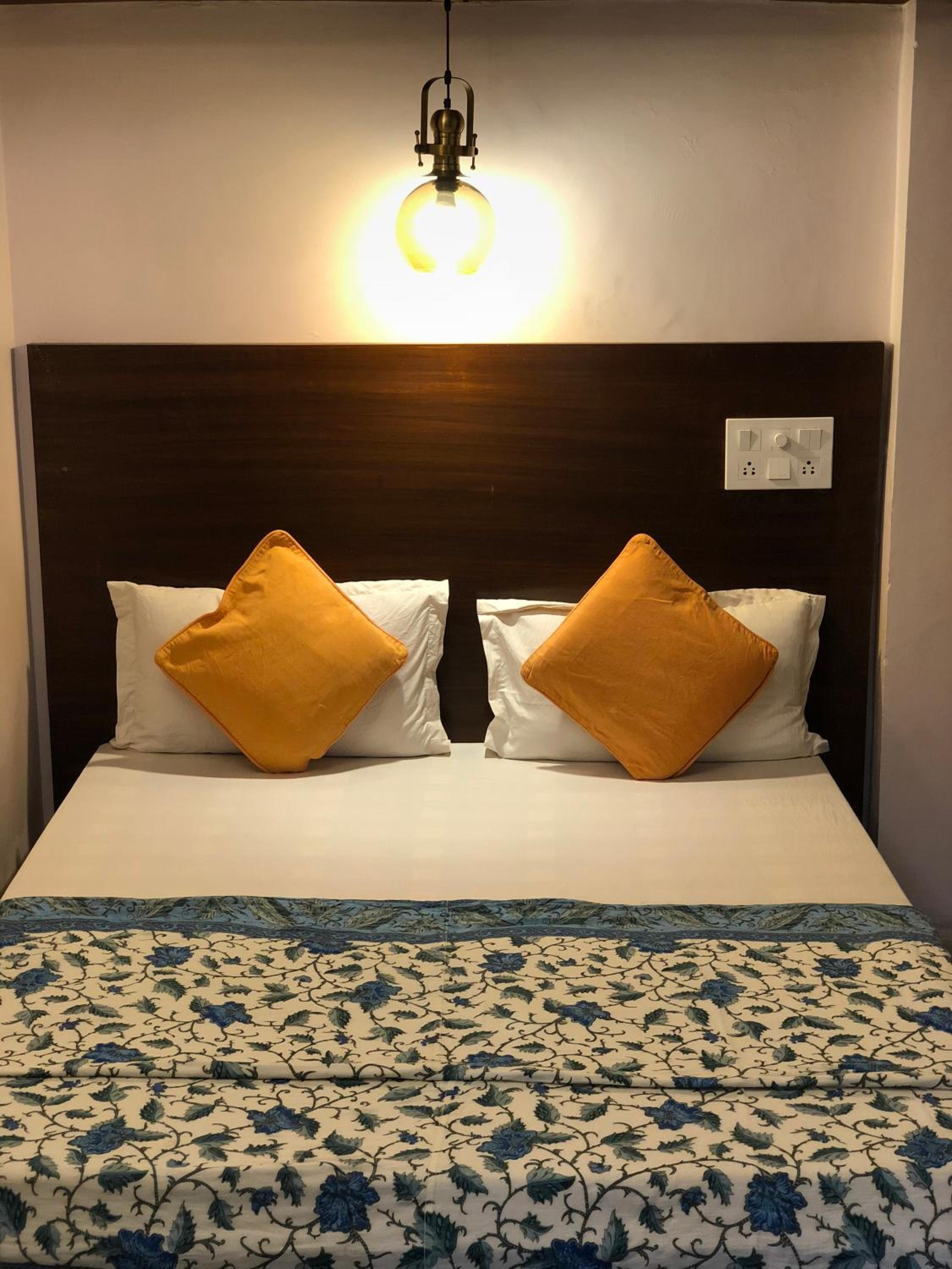 Sailors Home - C6, Vasant Kunj