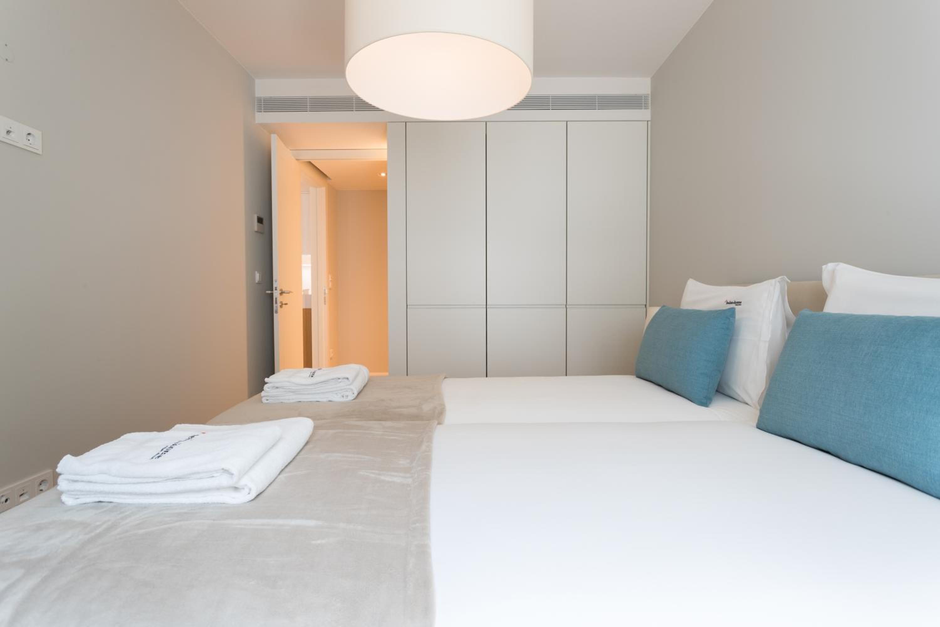 FLH Rato Spacious Apartment view 3