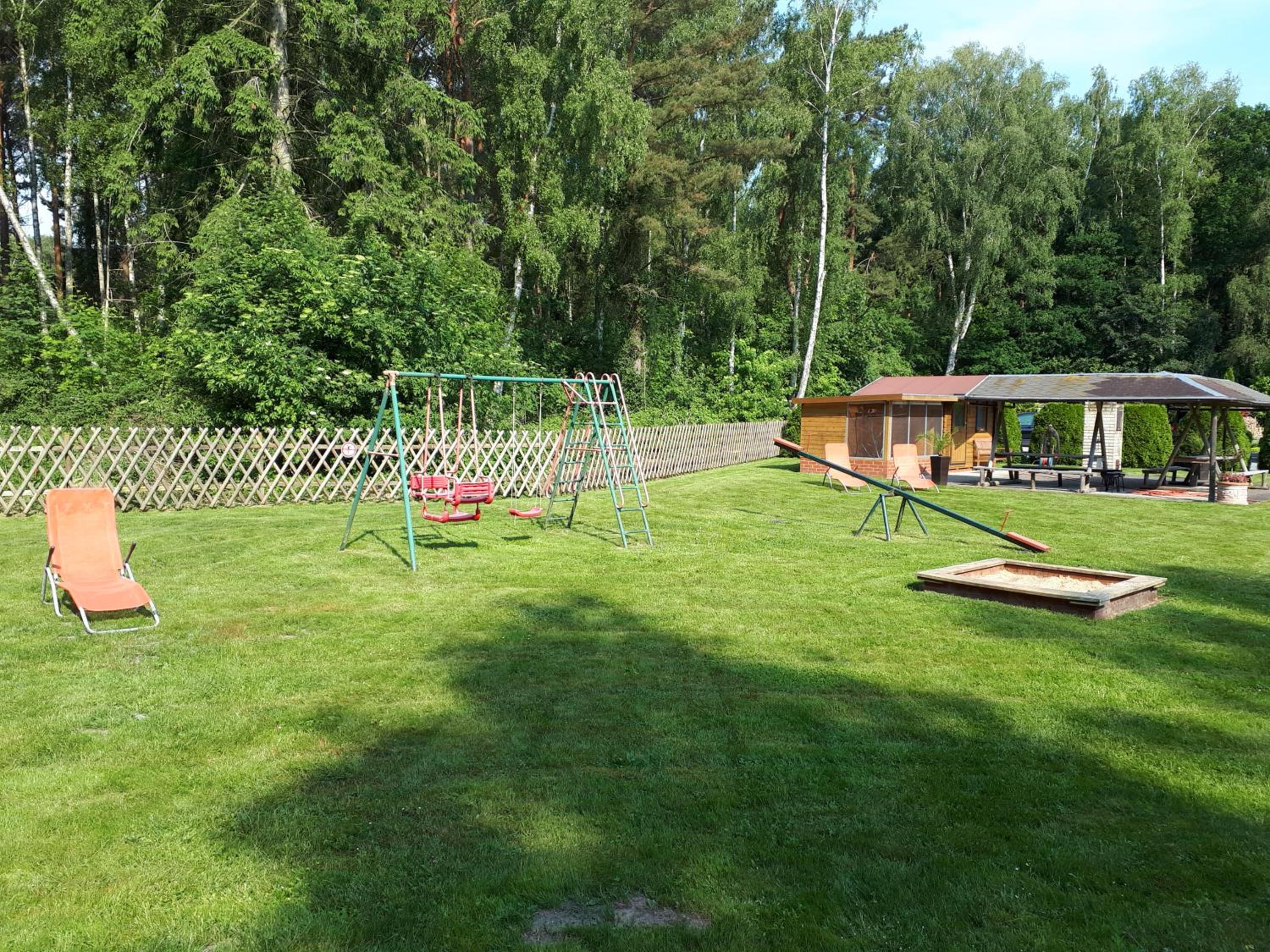Photo 12