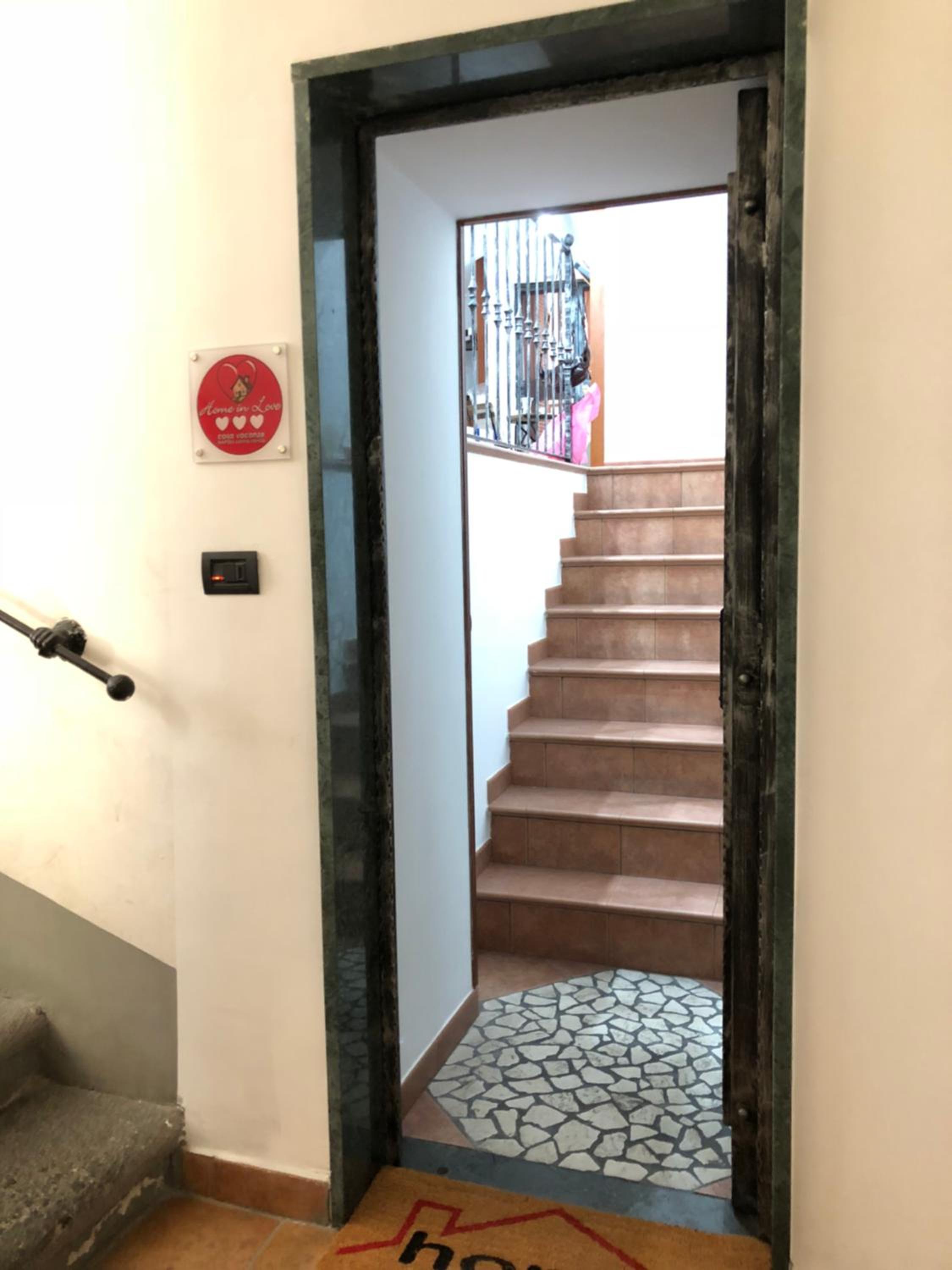Home in love: balconcino spaccanapoli