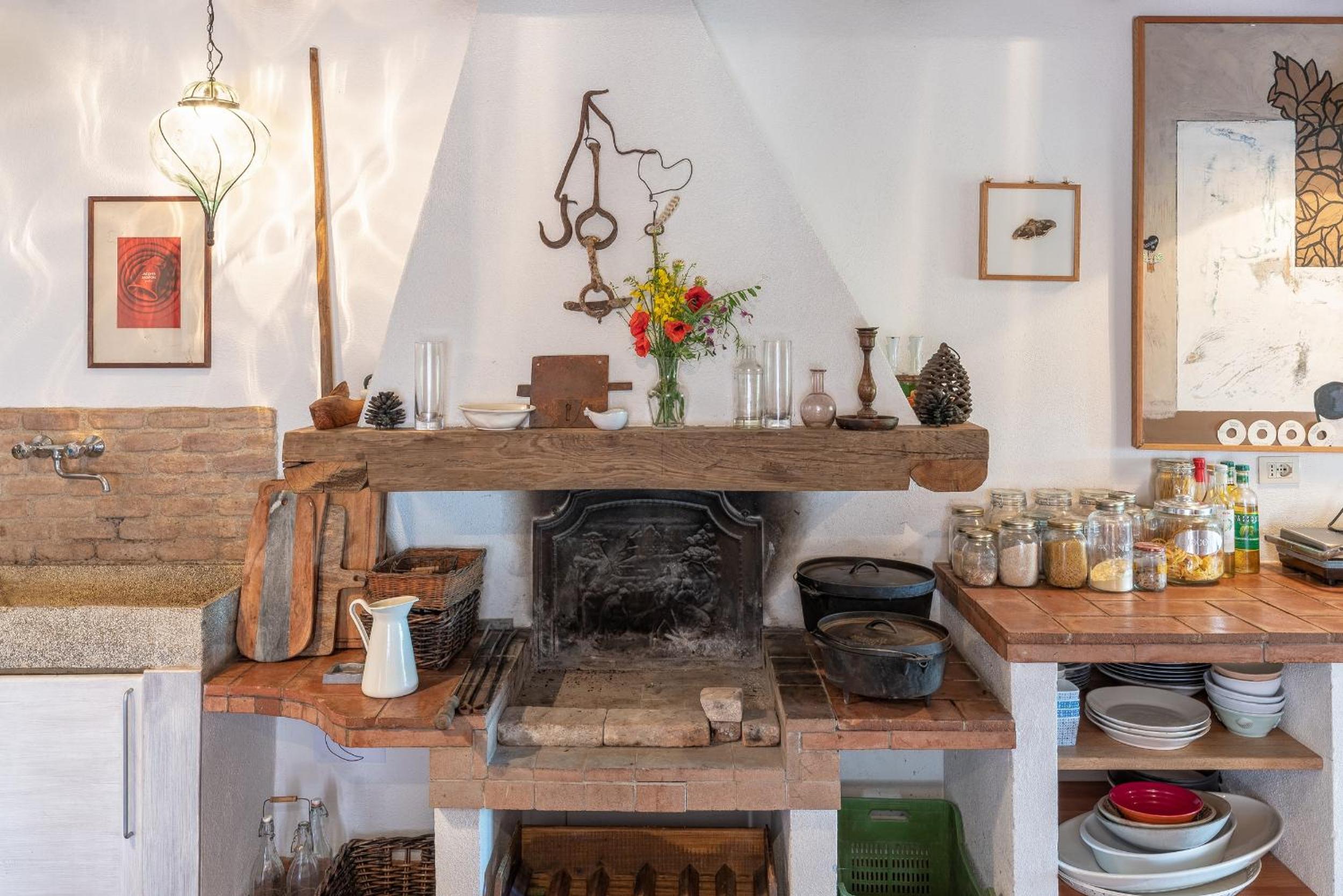 Photo 33