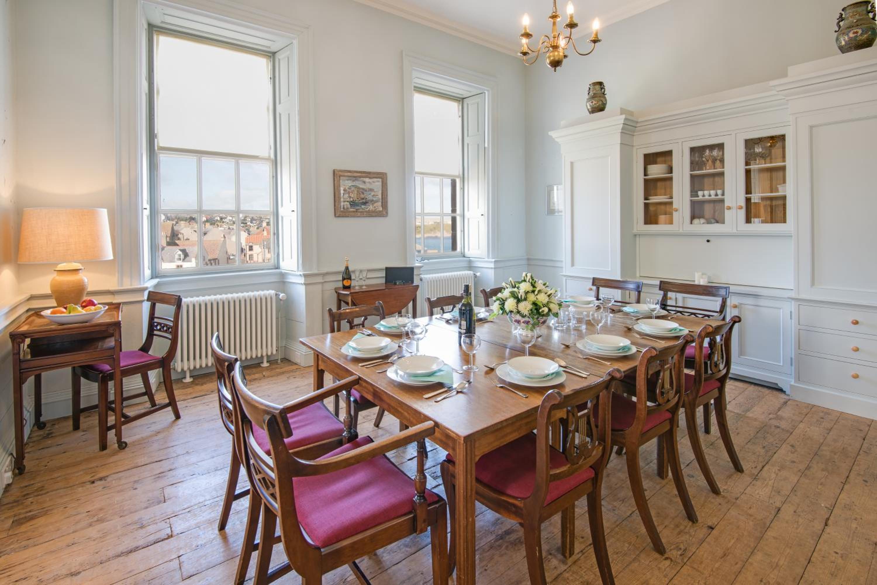 Gunsgreen Apartment- LARGE two floor apartment!! Sleeps up to 11 people, First floor available separately, sleeping 2 people at a reduced rate!!!