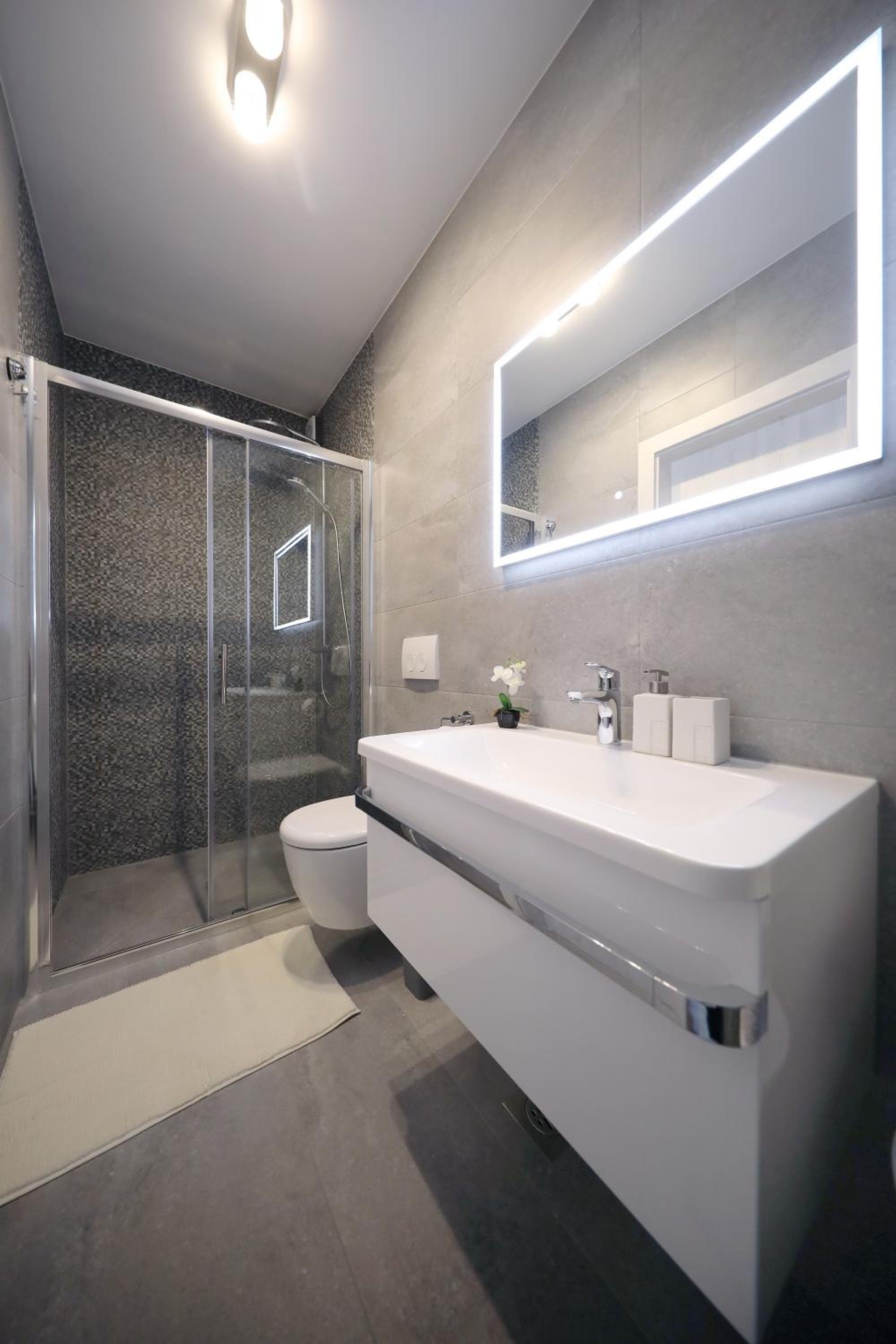 Luxury Majpruz Suites