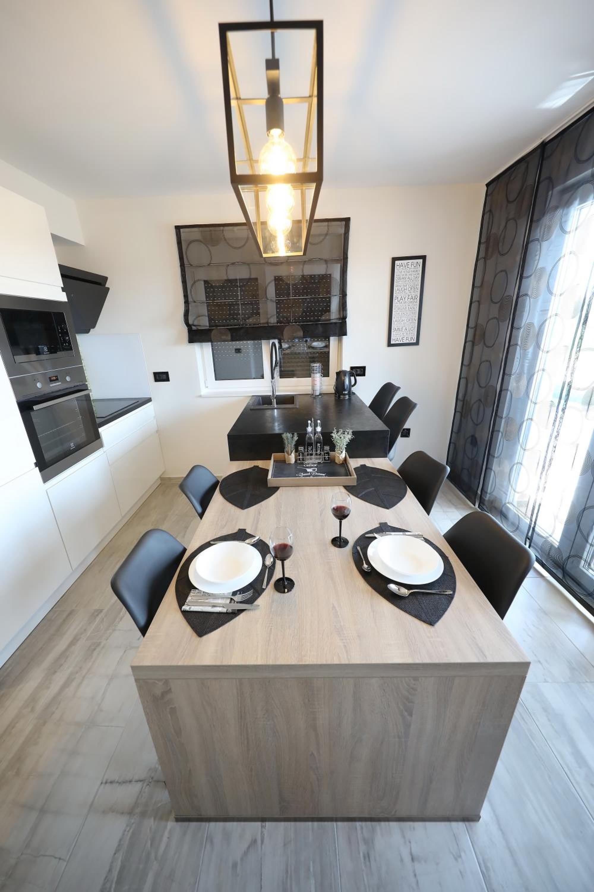 Luxury Majpruz Suites