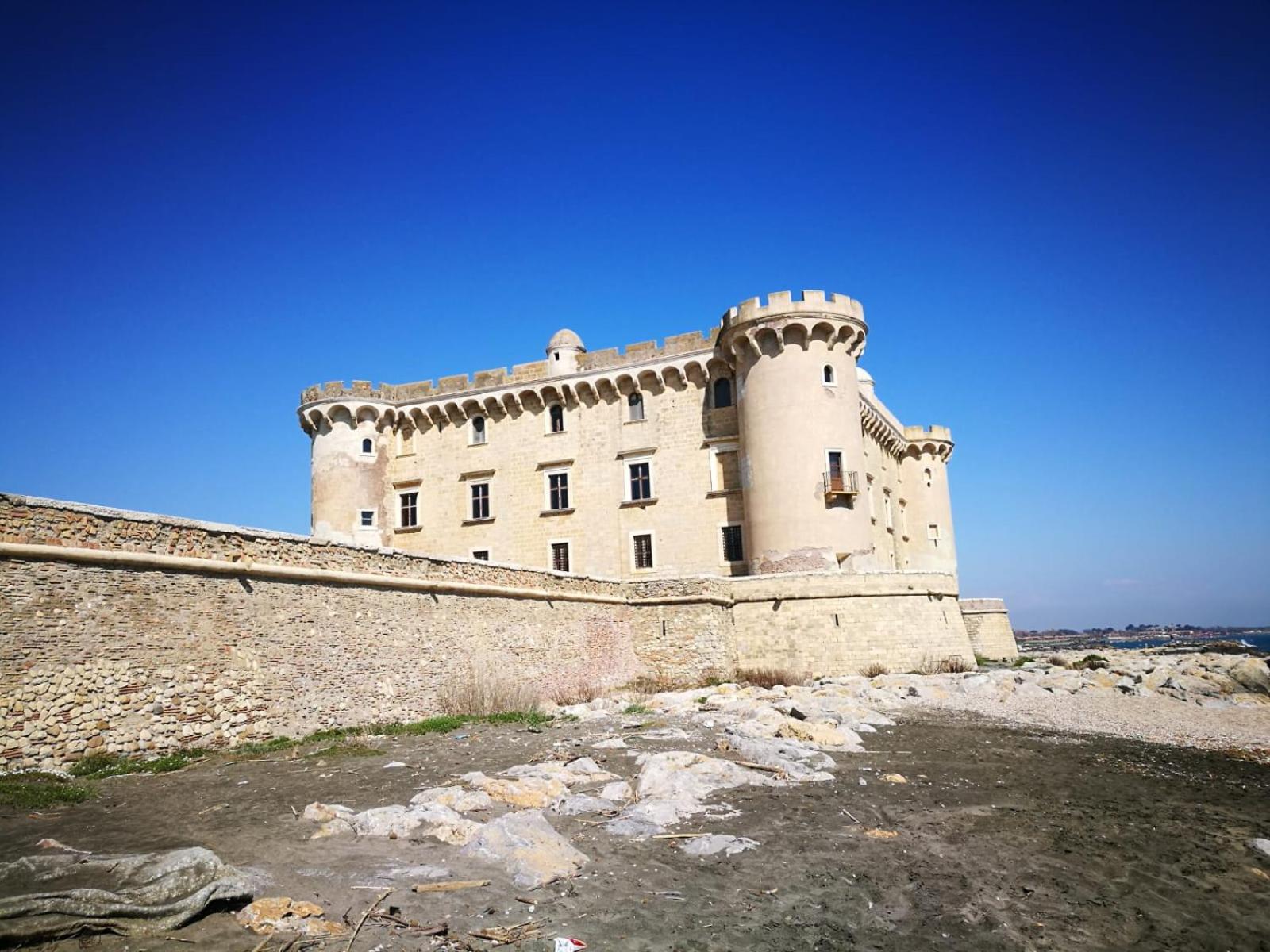 Sunny Treasure - cozy & quiet , close to Roma, Bambin Gesù, Passoscuro, Fregene e Maccarese view 5