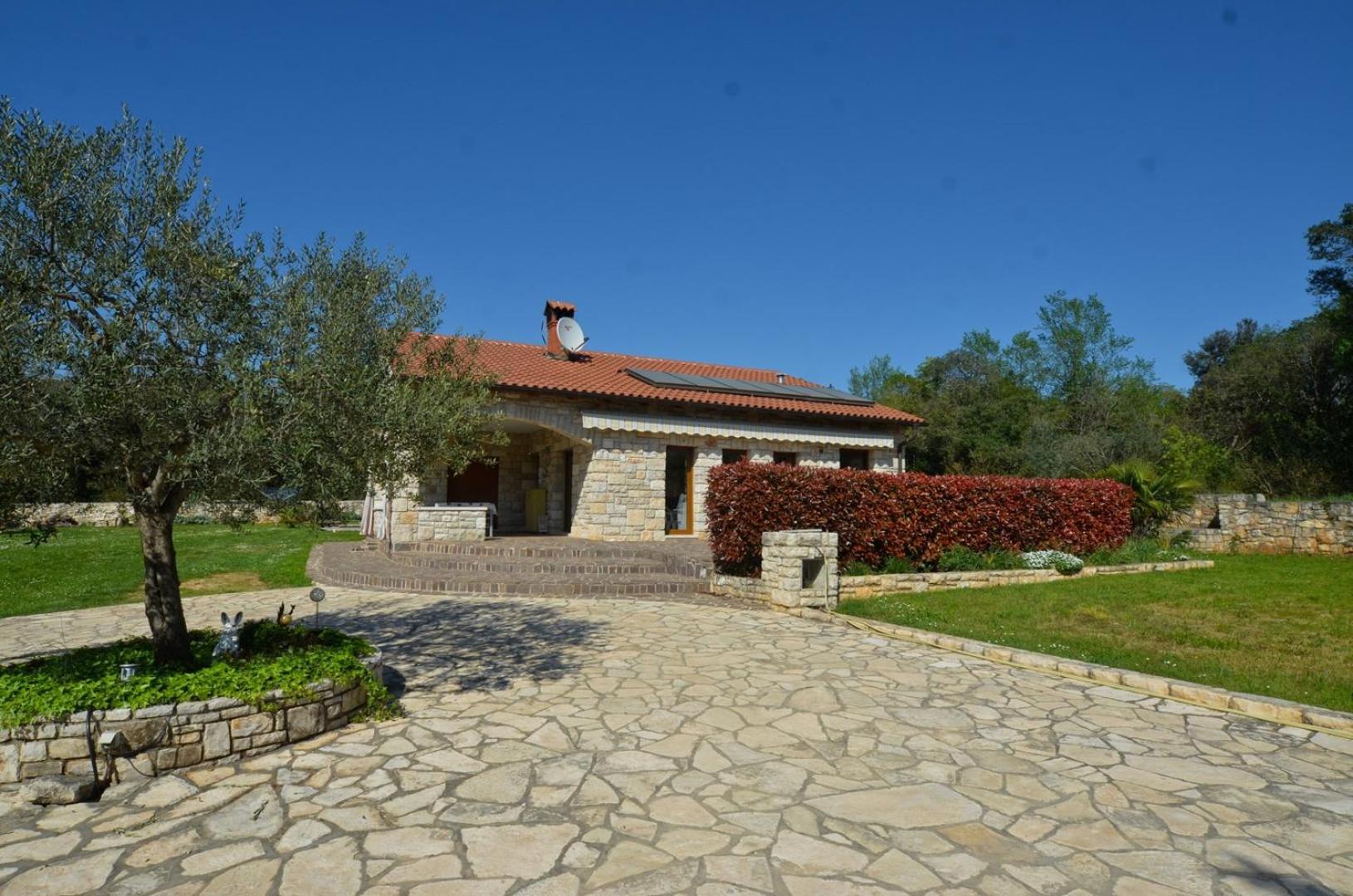 Sistak House view 2