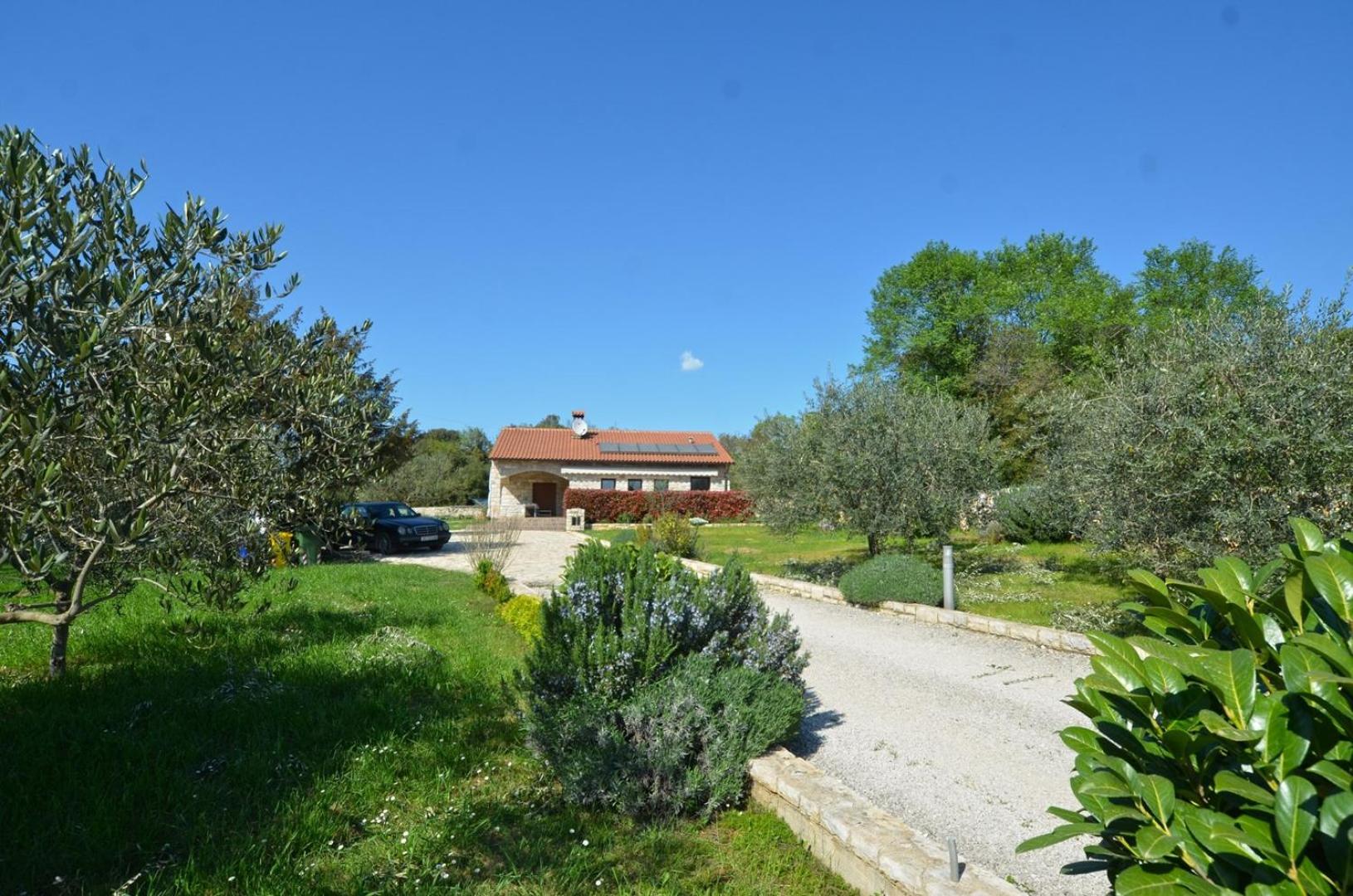 Sistak House view 3