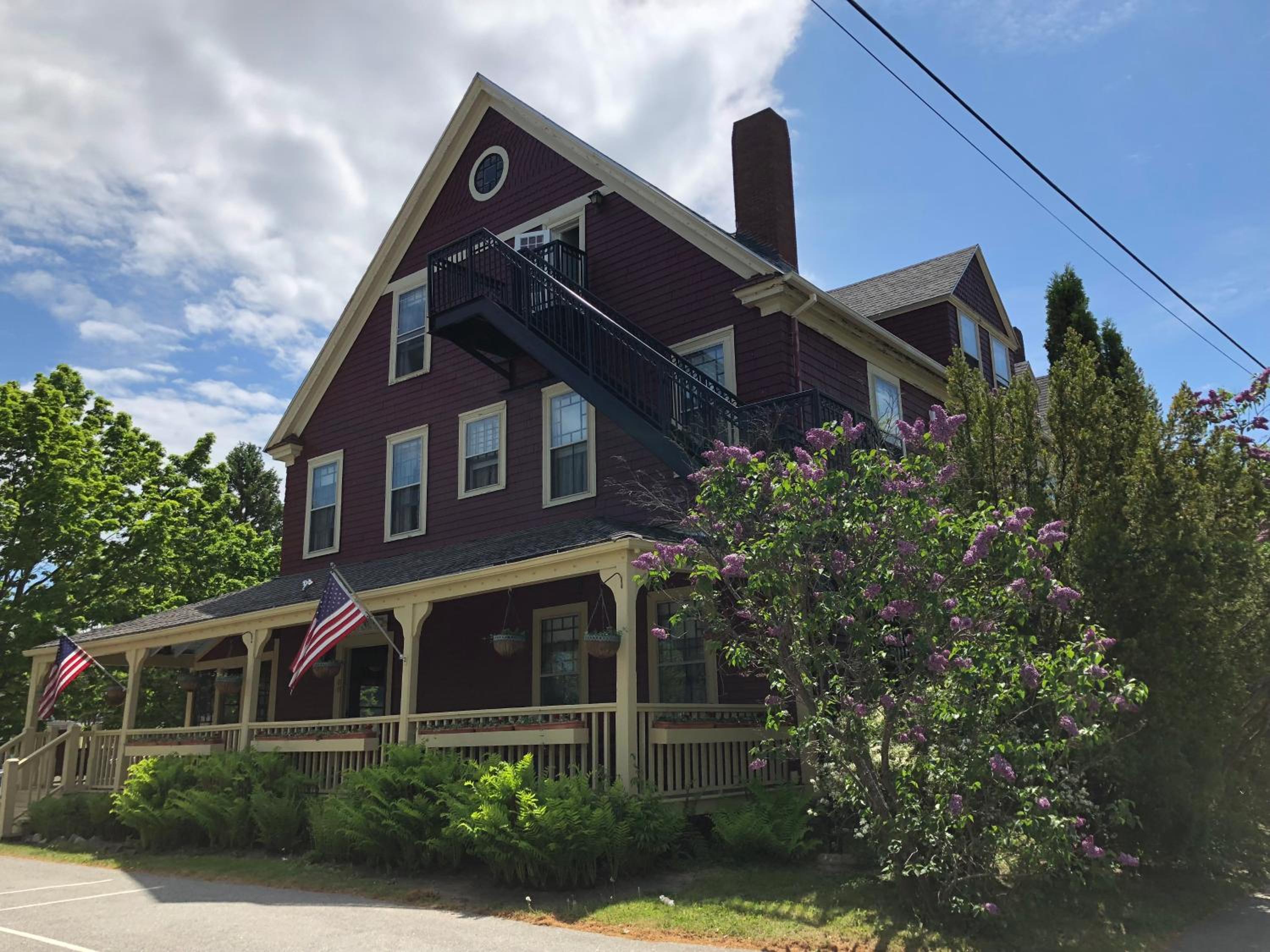 Central House Inn