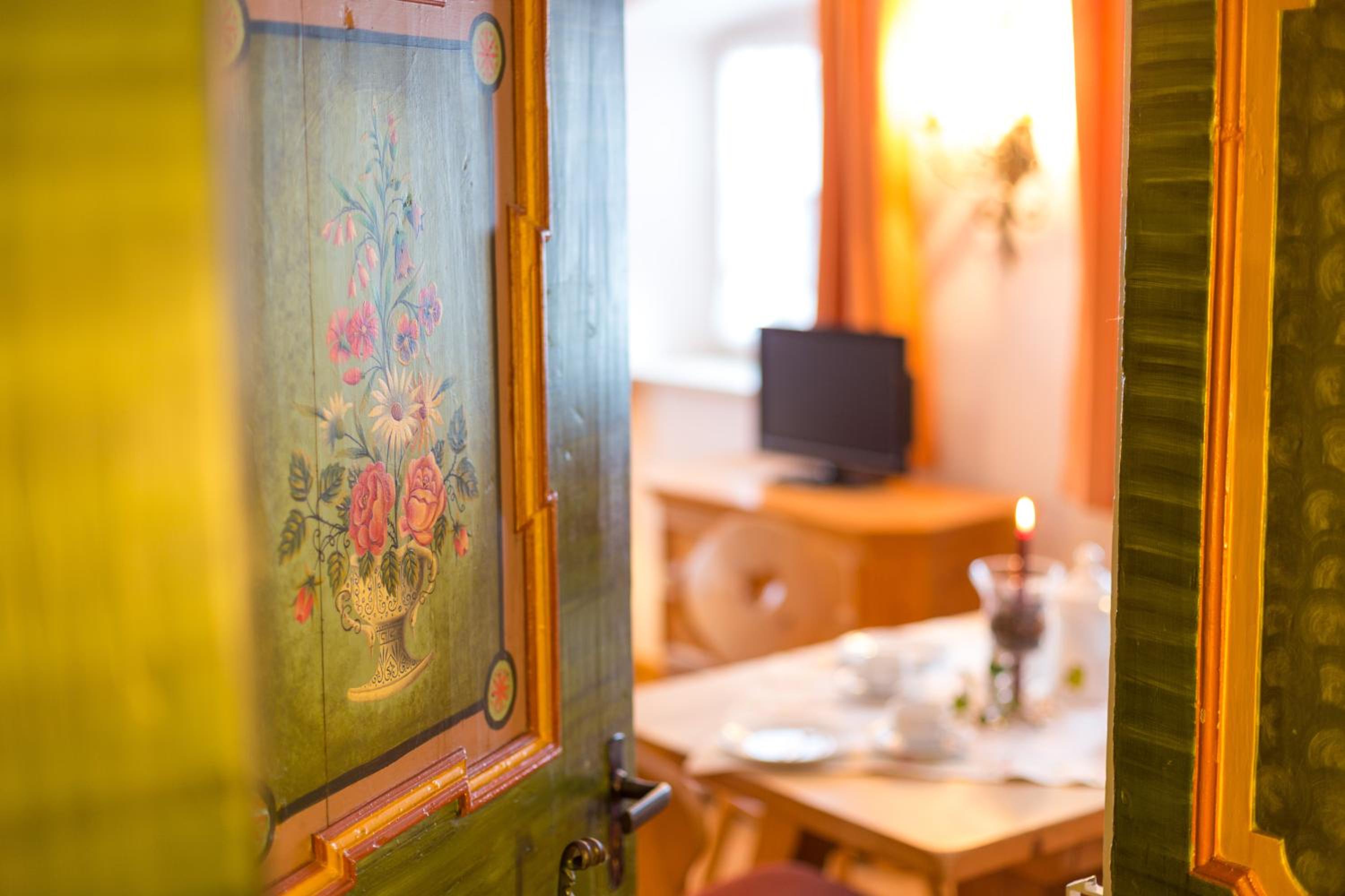 Schwabenbauernhof-Tradition und Moderne erleben view 5