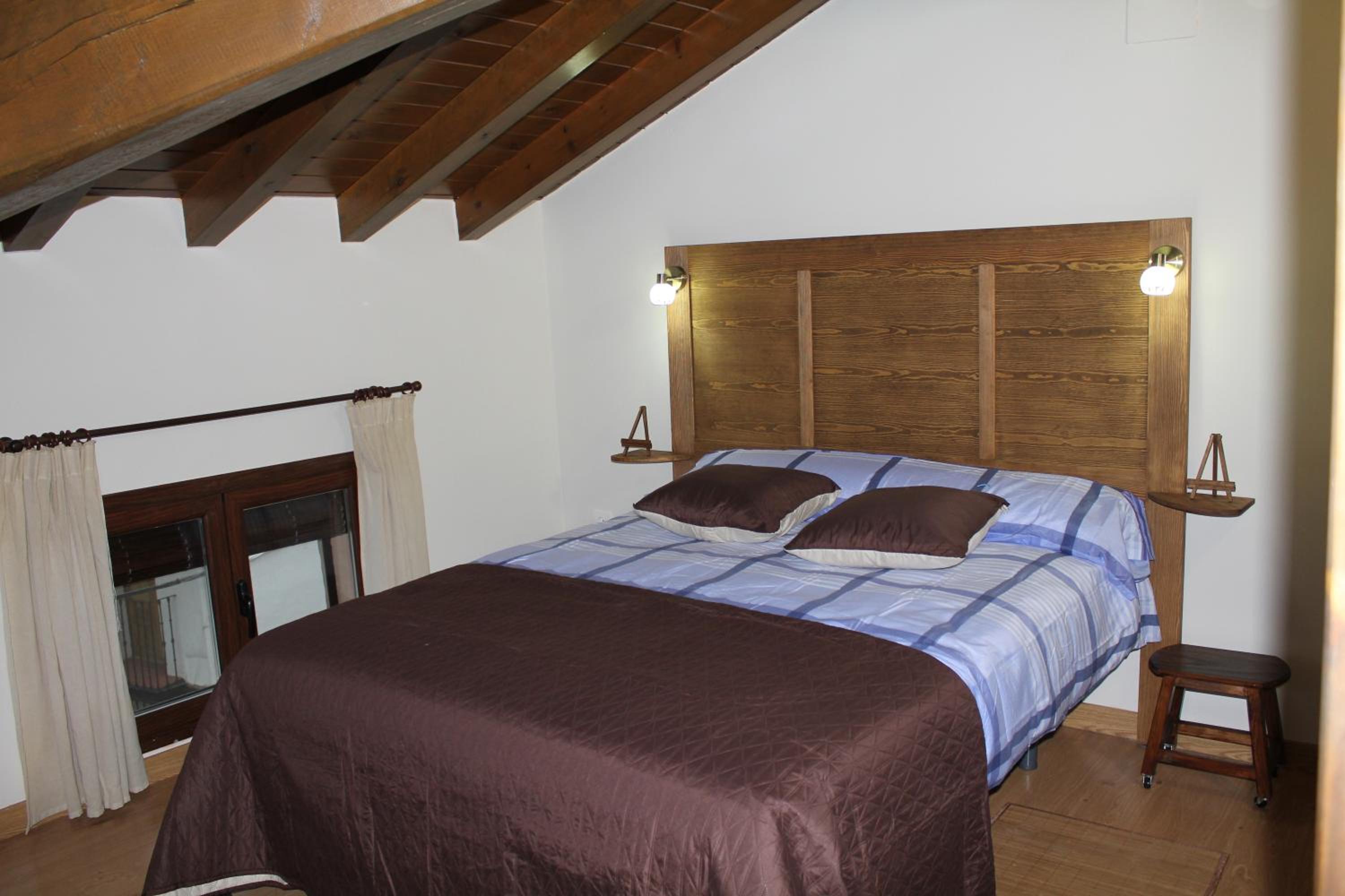 Apartamentos Rurales La Lancha