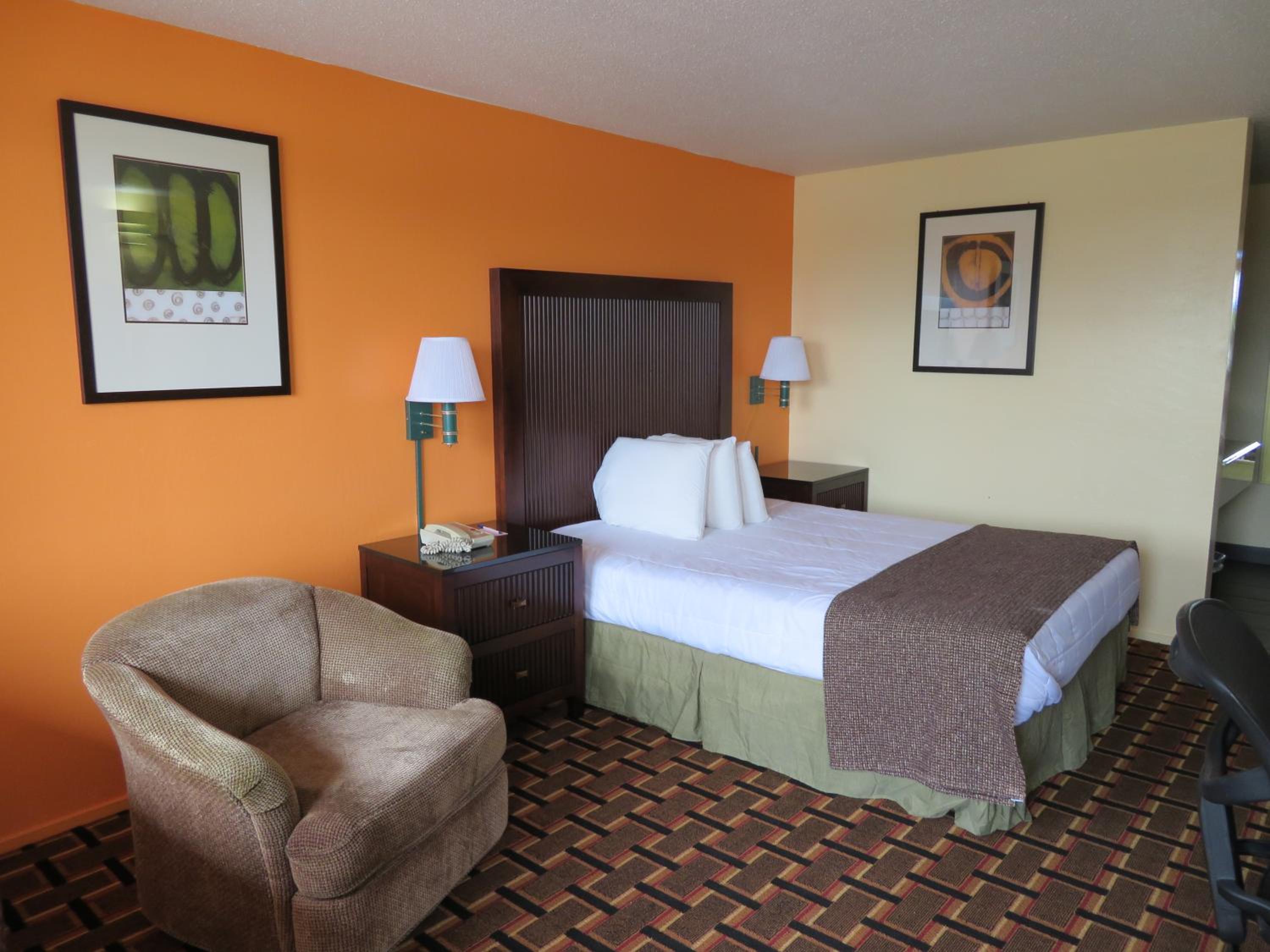 Medford Vacations - Royal Crest Motel - Property Image 11