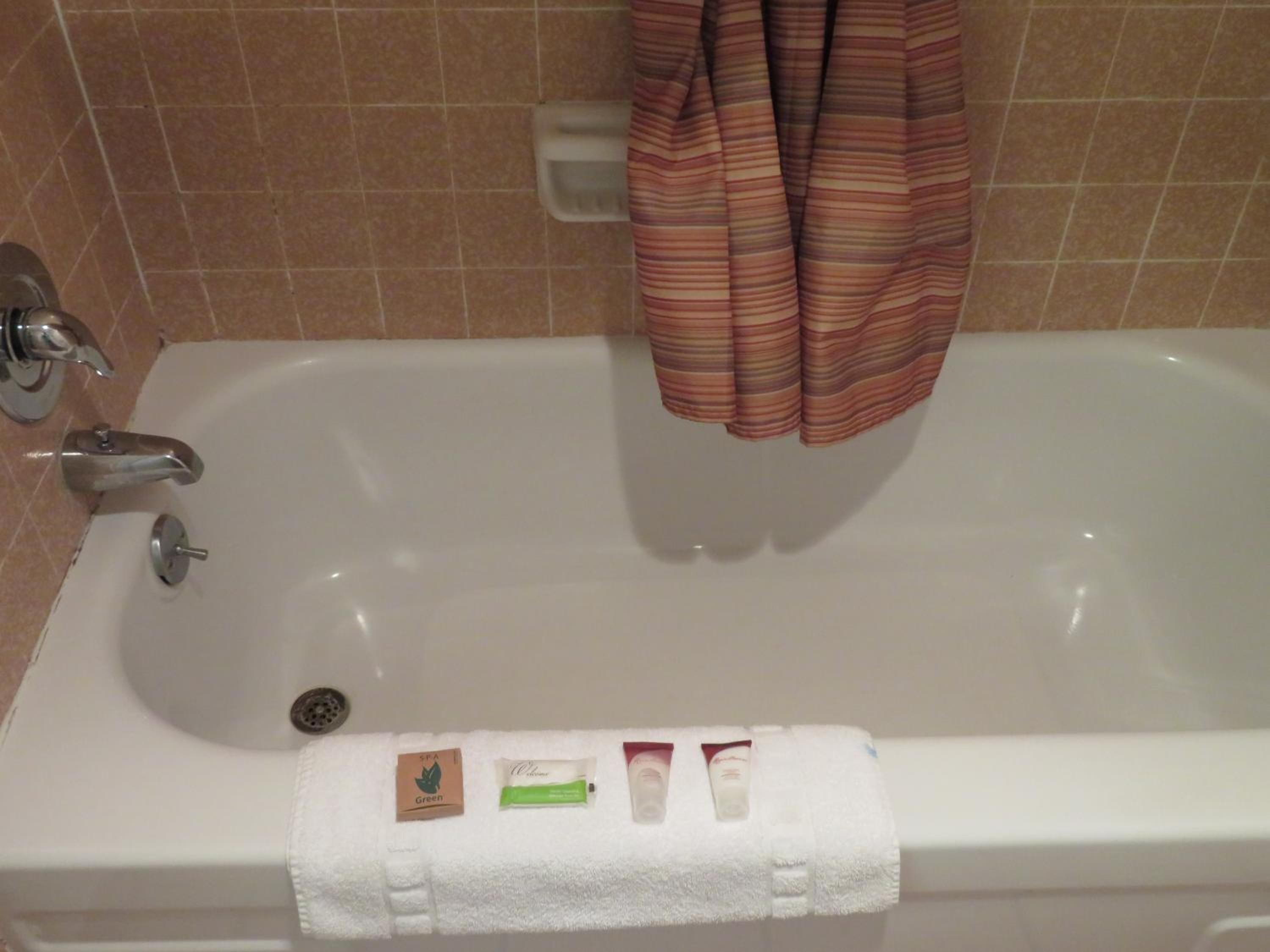 Medford Vacations - Royal Crest Motel - Property Image 5