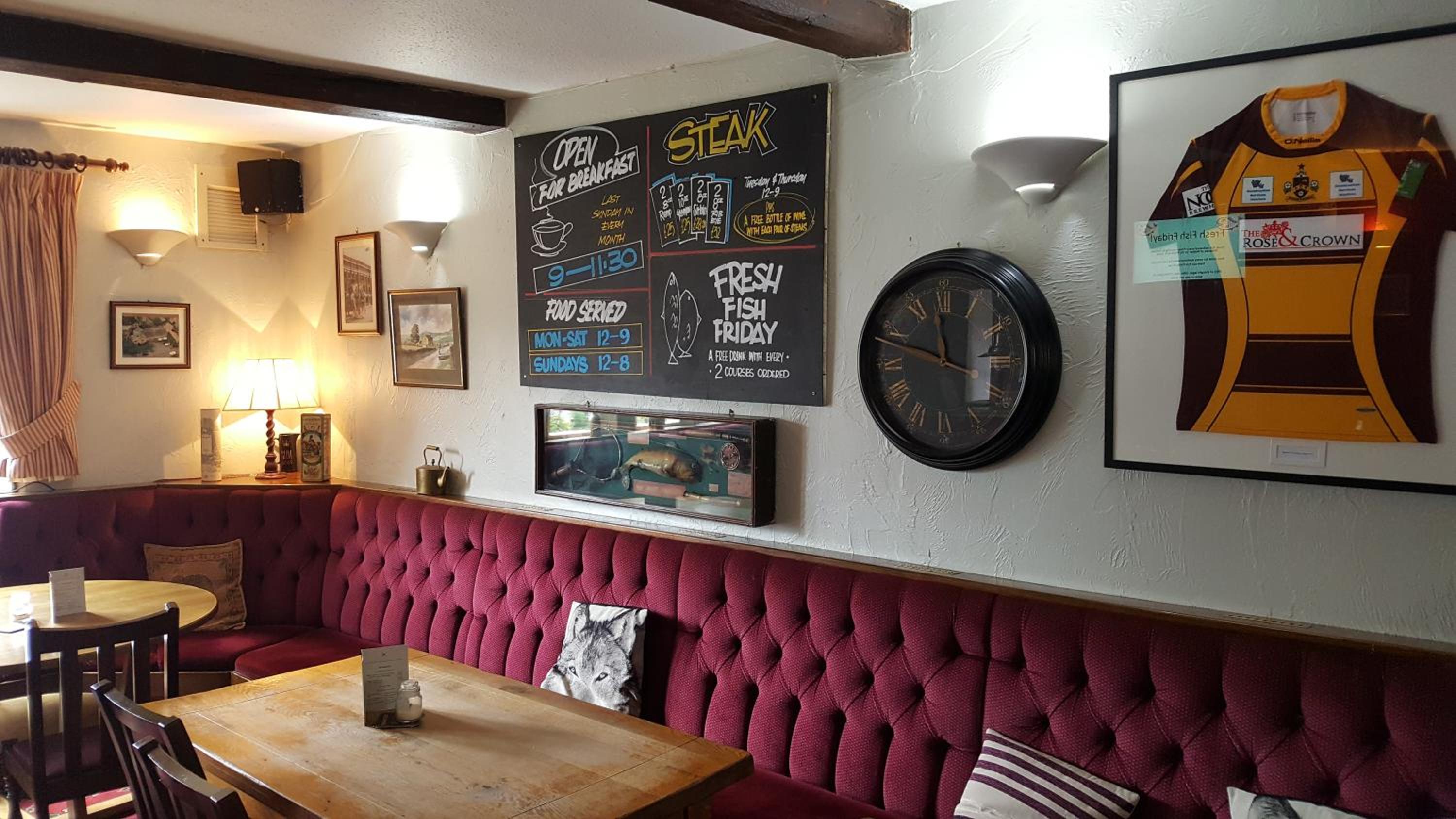 The Rose and Crown view 4