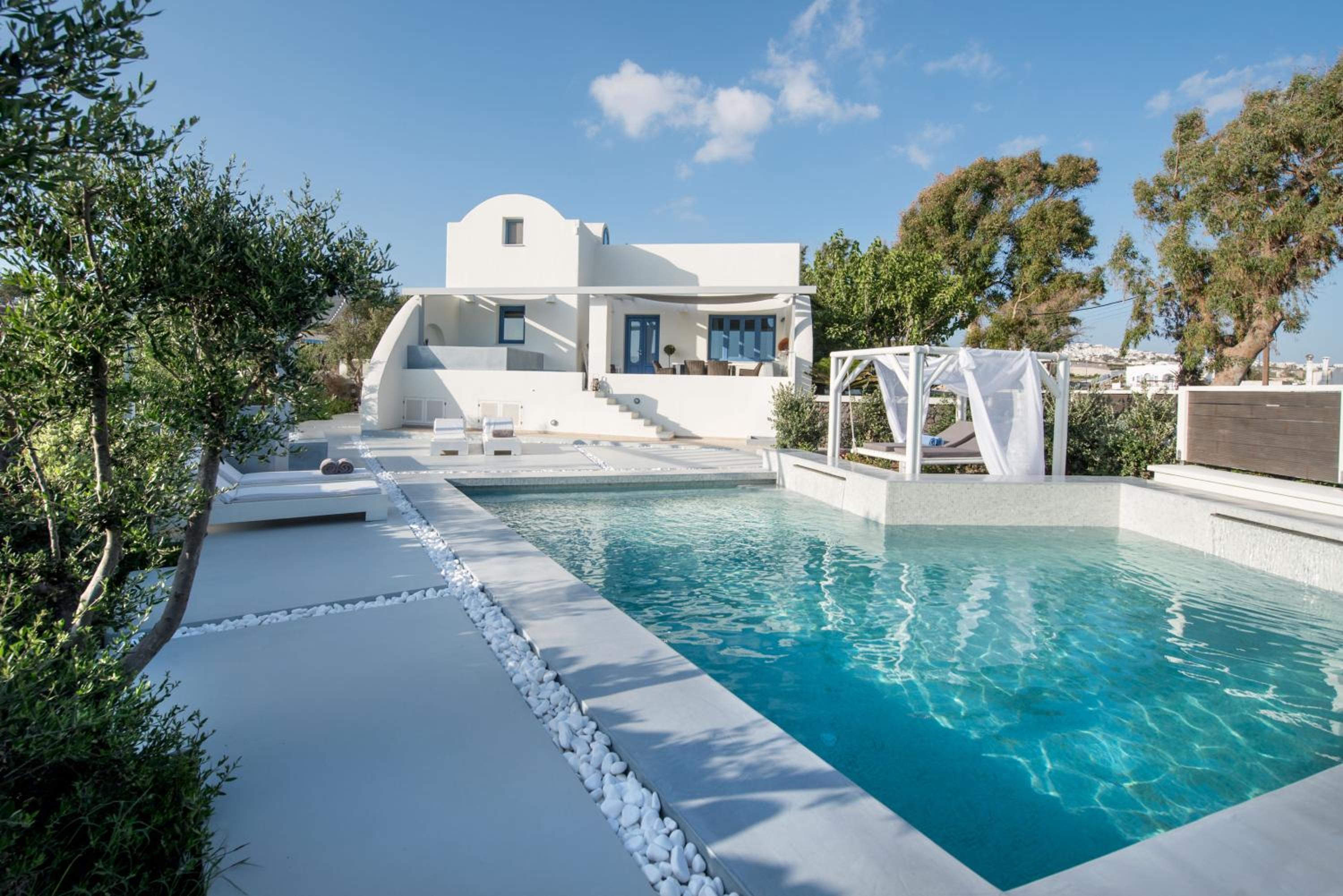Ambeli Luxury Villa