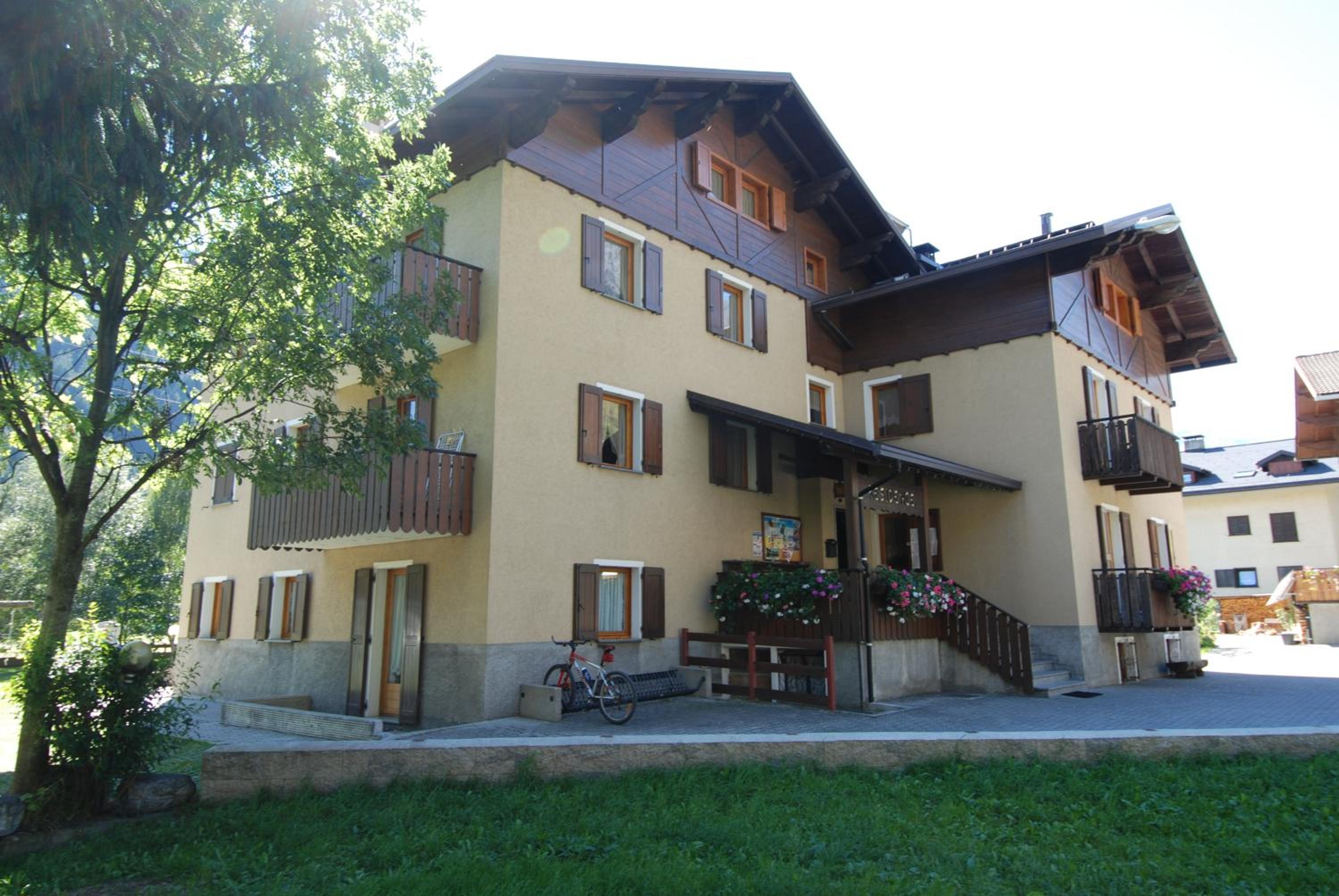 Residence Pian del Vino view 4