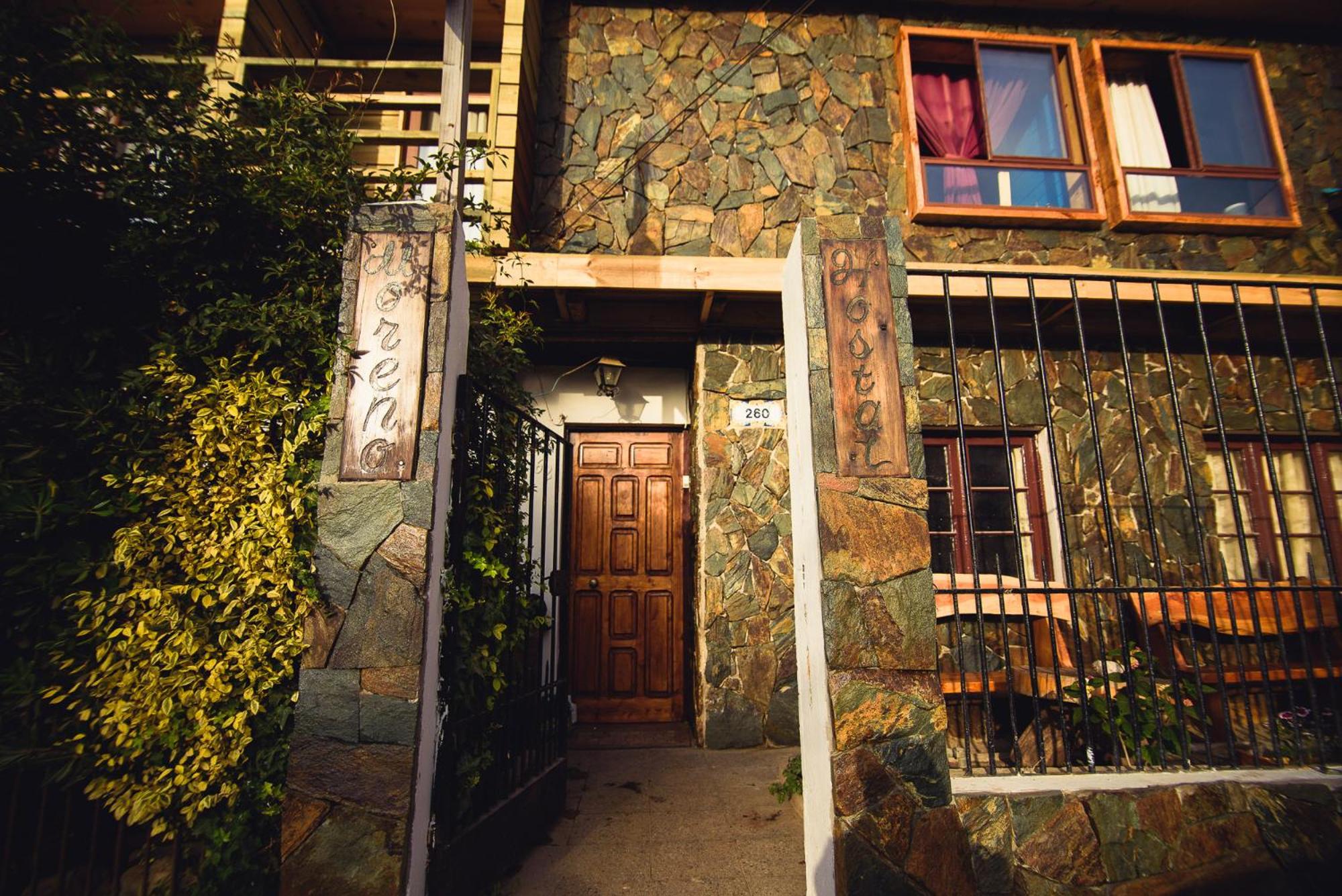 Hostel Moreno