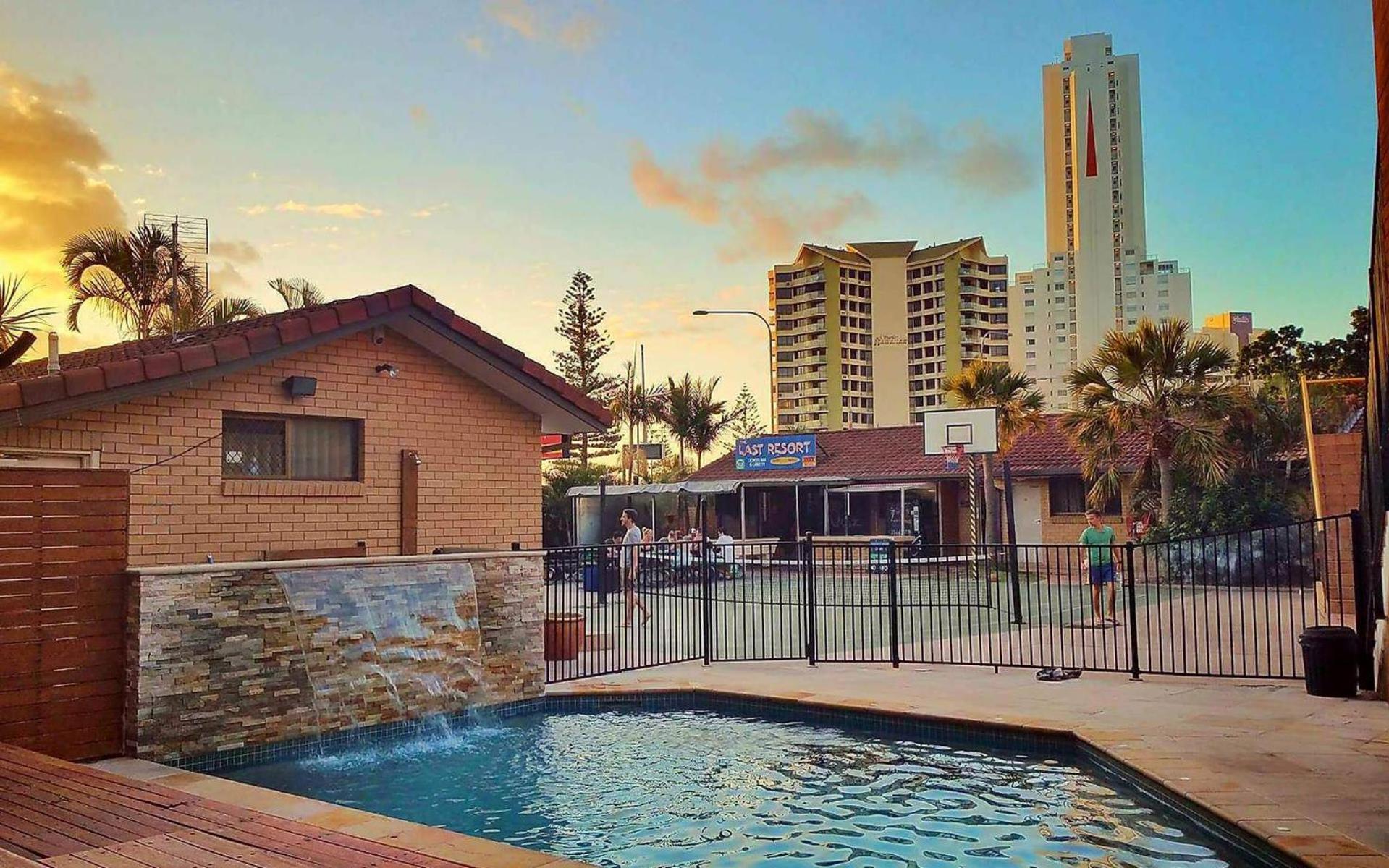 Maxmee Backpackers Resort view 4