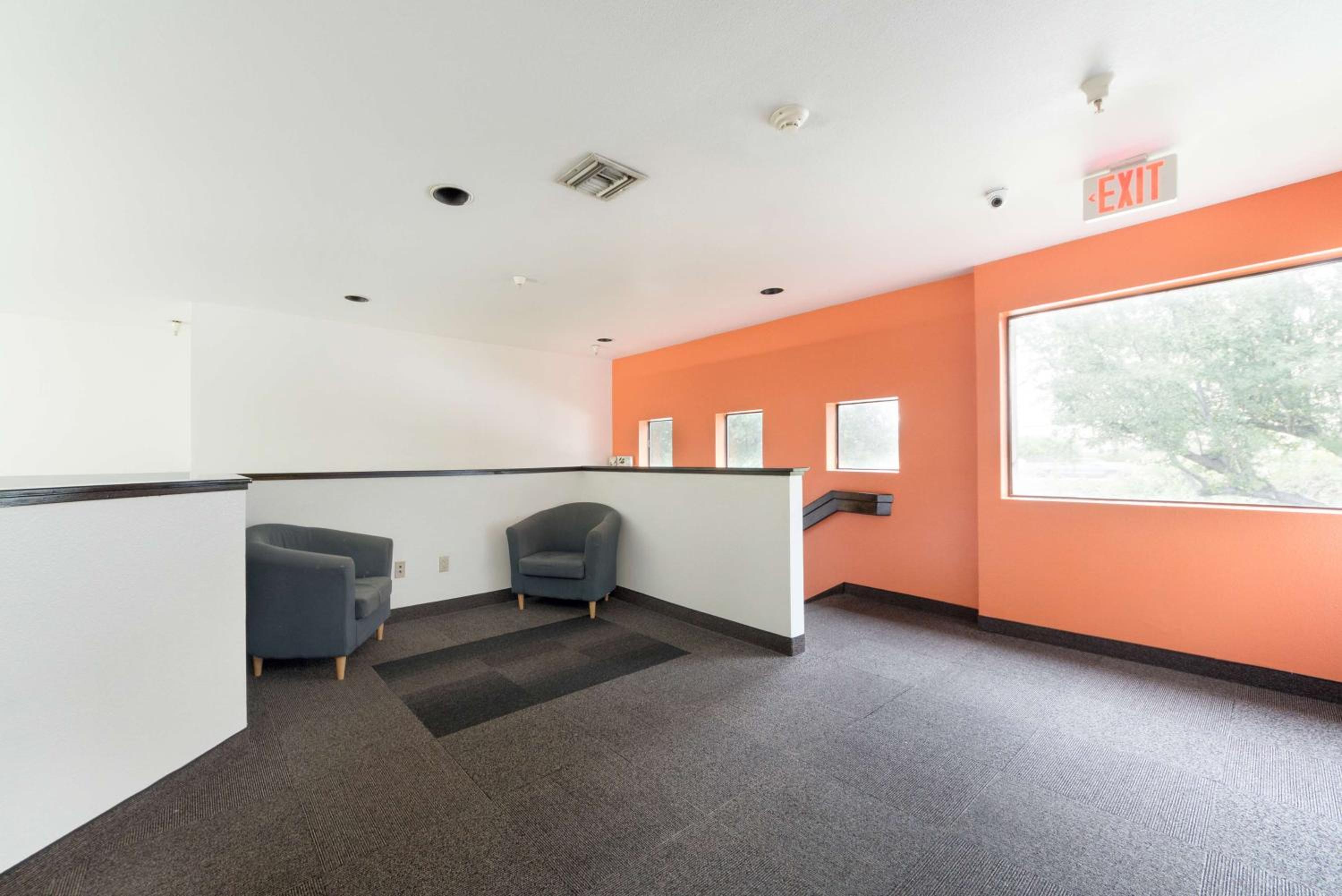 Motel 6-Dallas, TX - Northeast - Property Image 12
