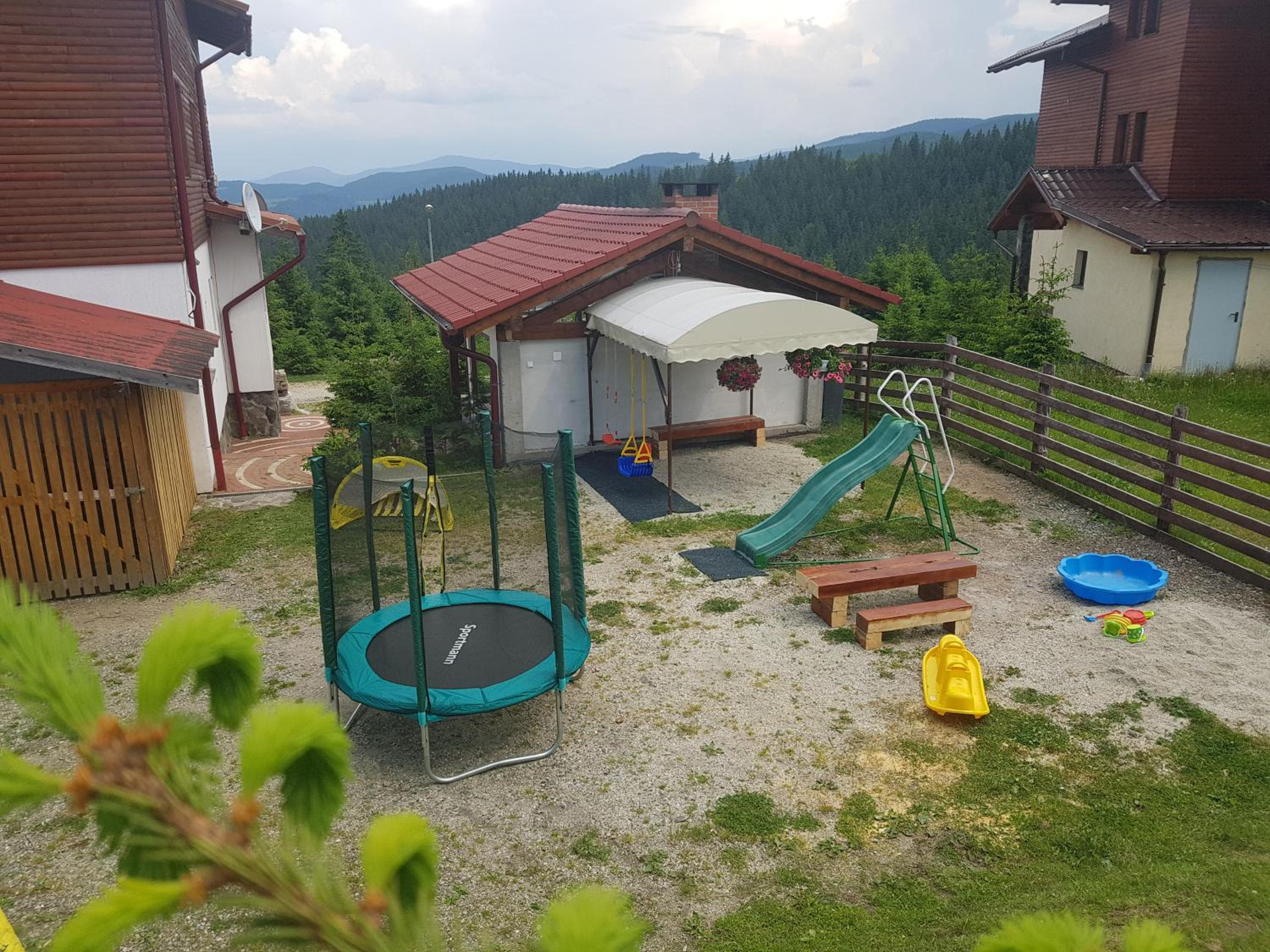 Photo 18