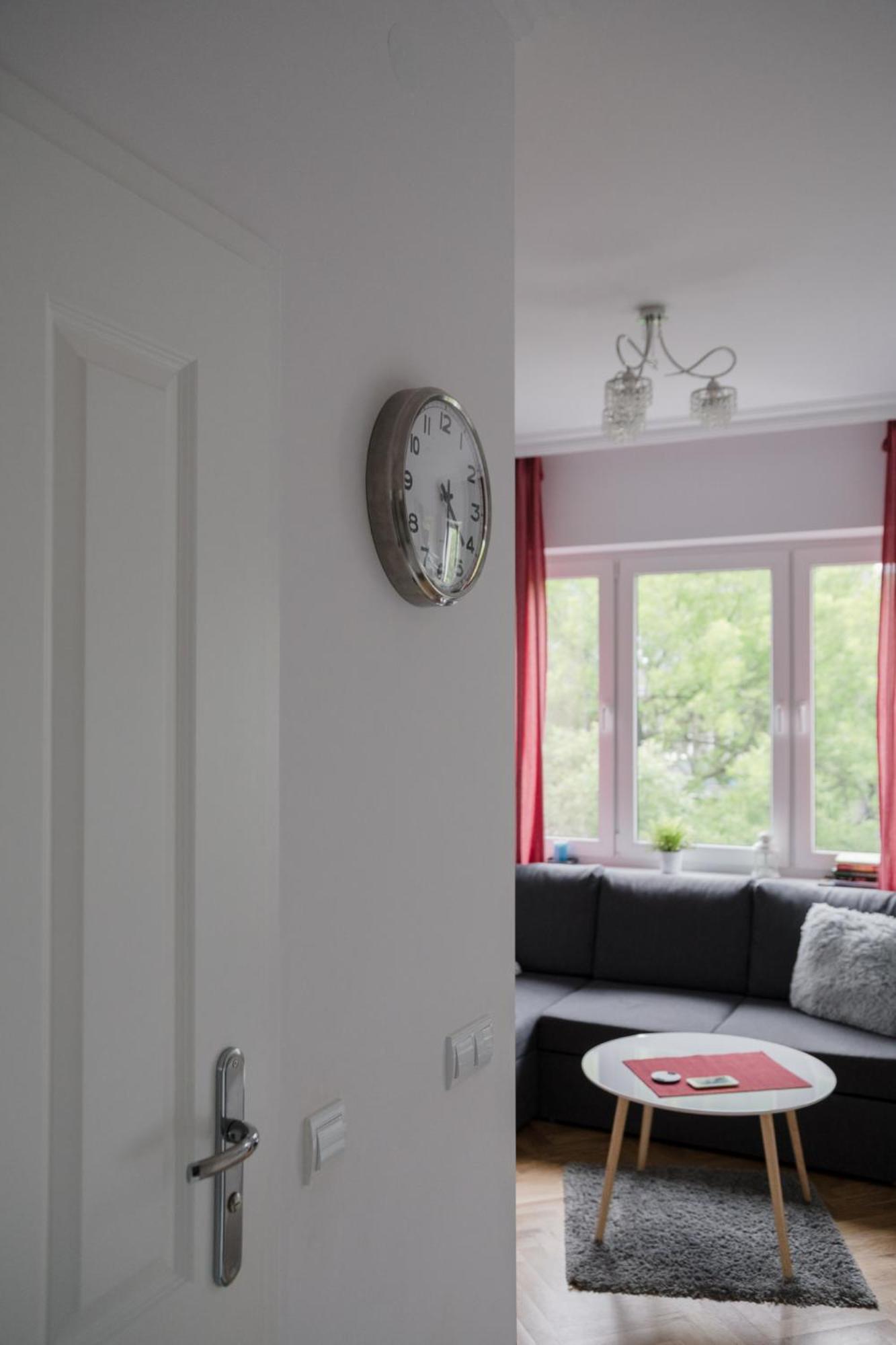 ASKI Hoża Apartment