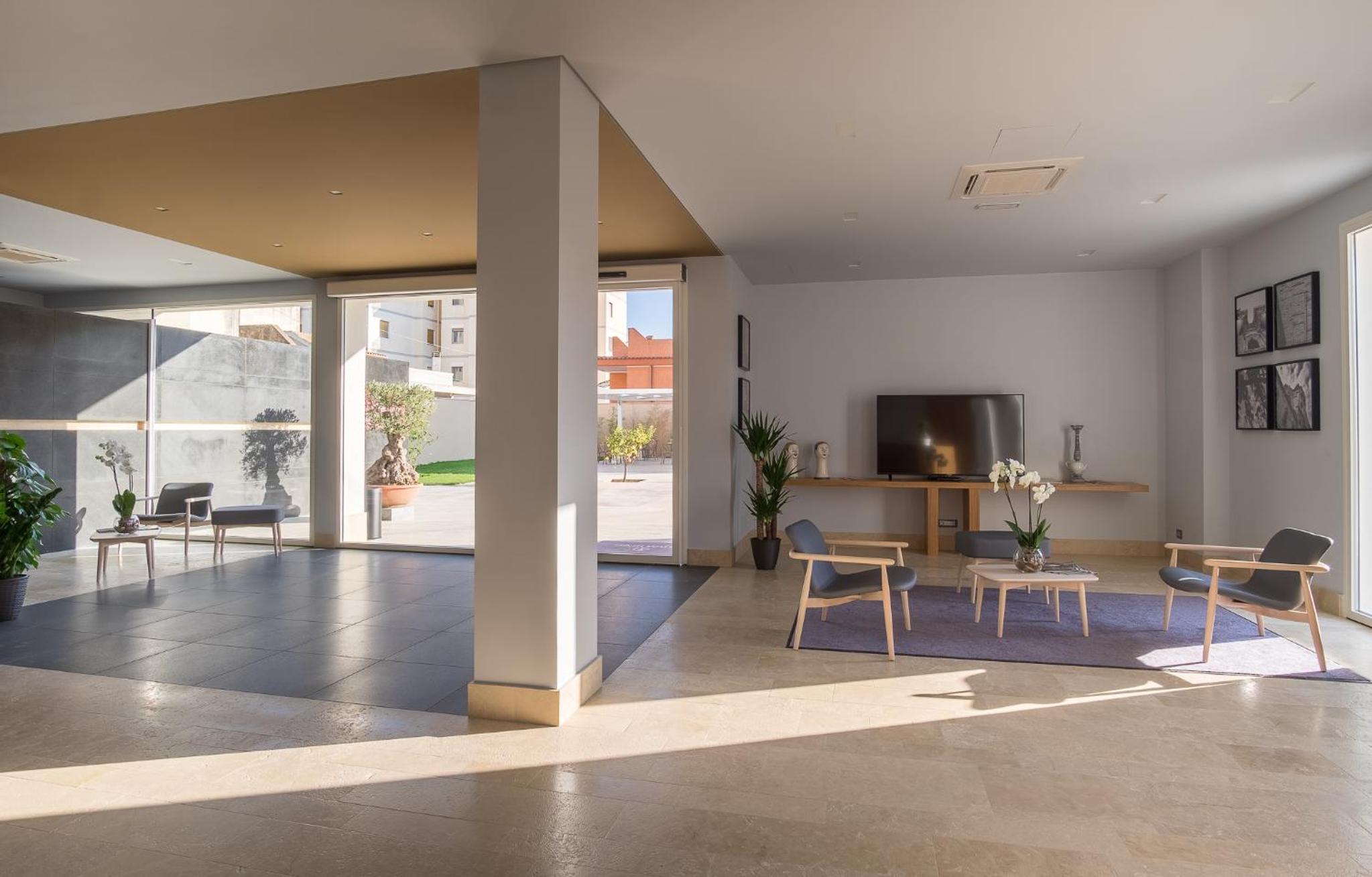 Hotel Netum Hotel - Image 1