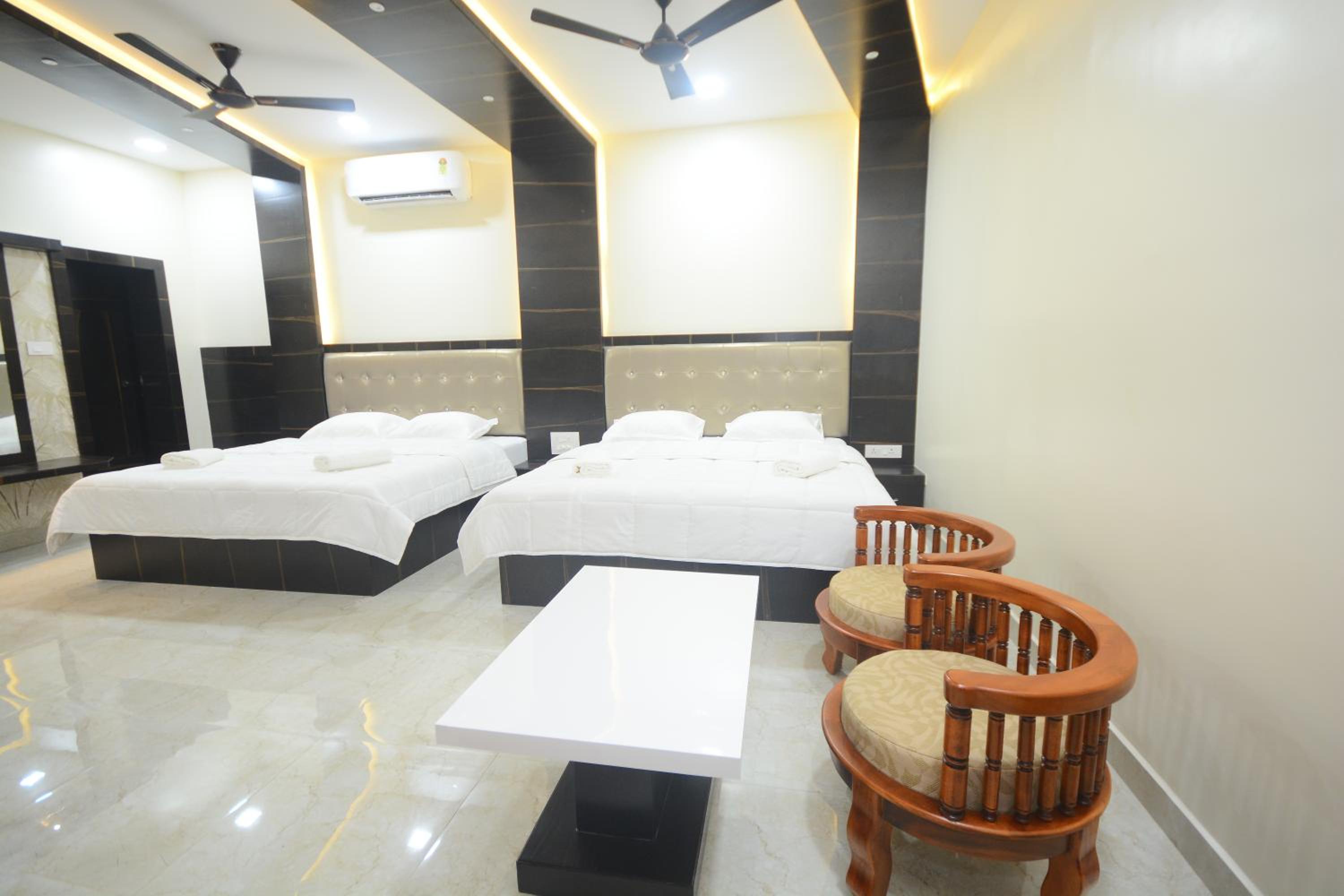 SR Jungle Resort