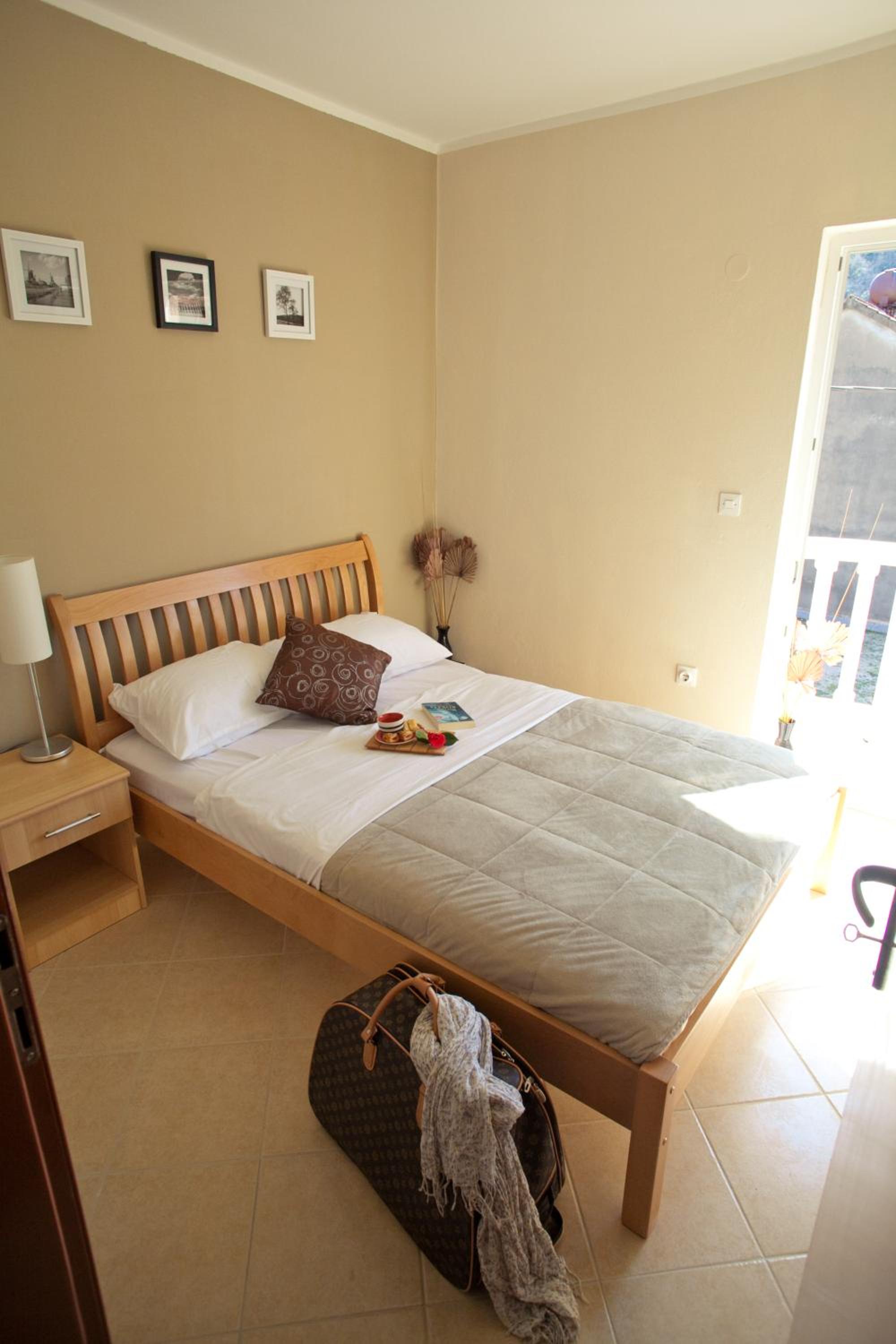 Photo 43