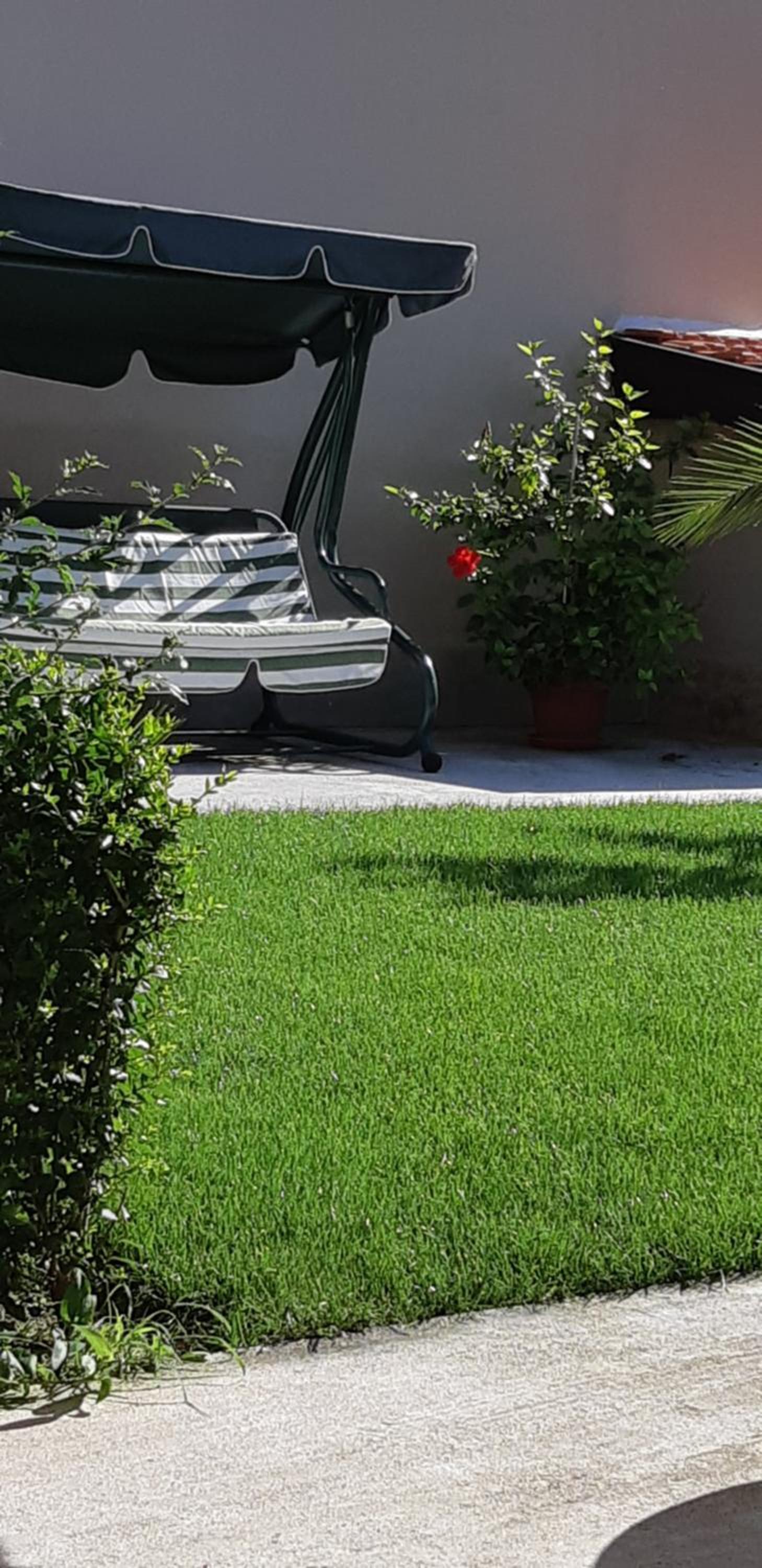 Villa Ros Guest House
