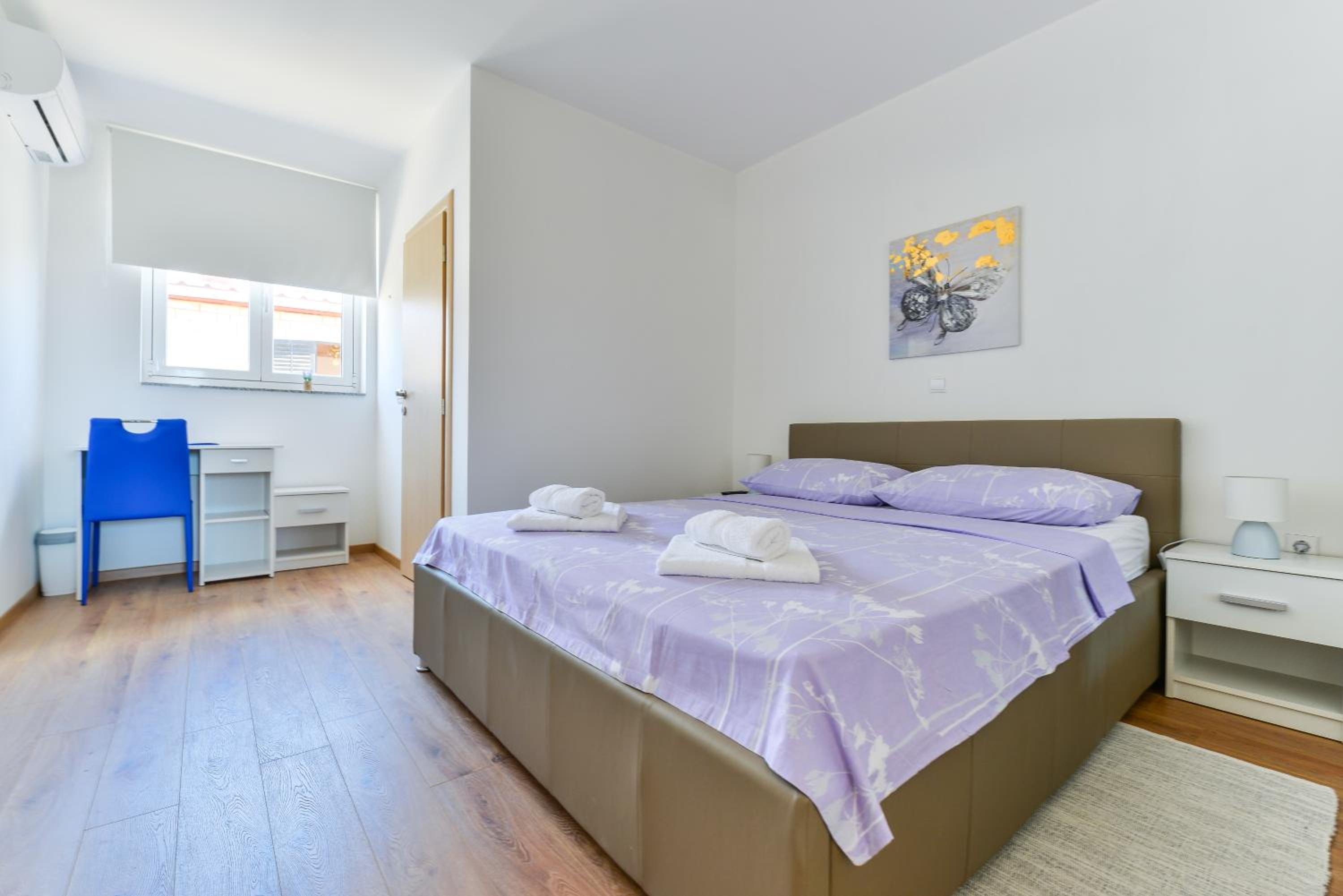 Apartmani CRYSTAL Vir