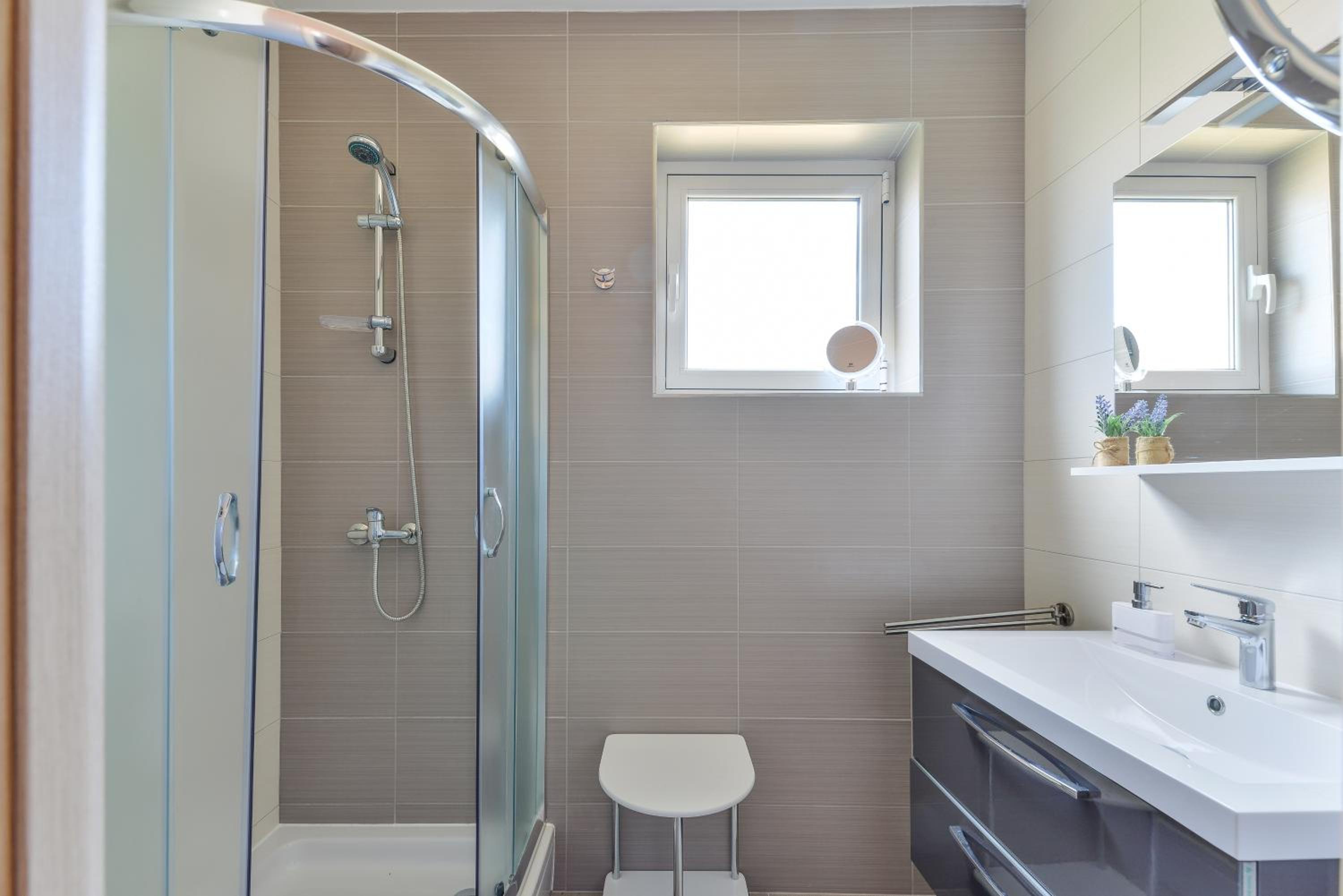 Apartmani CRYSTAL Vir