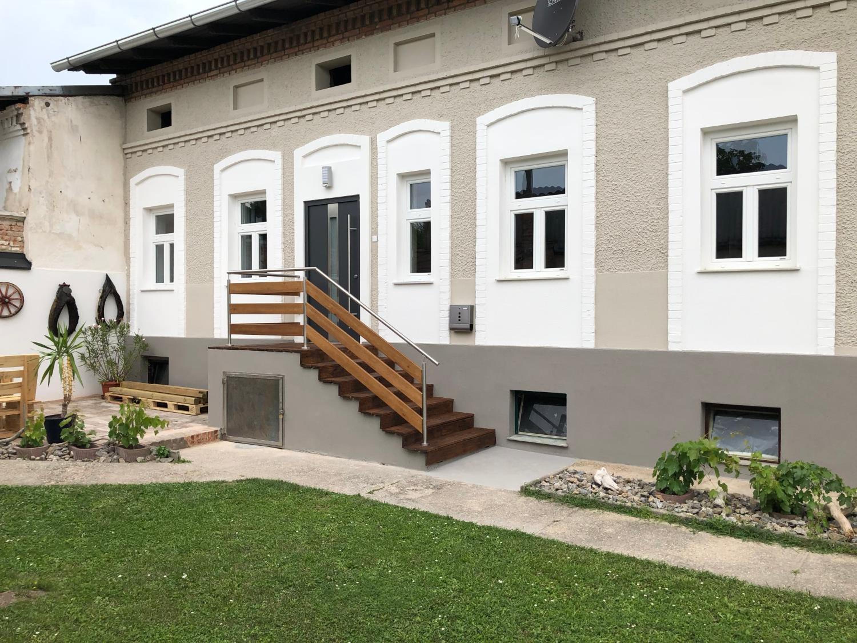 Riesling House Laa