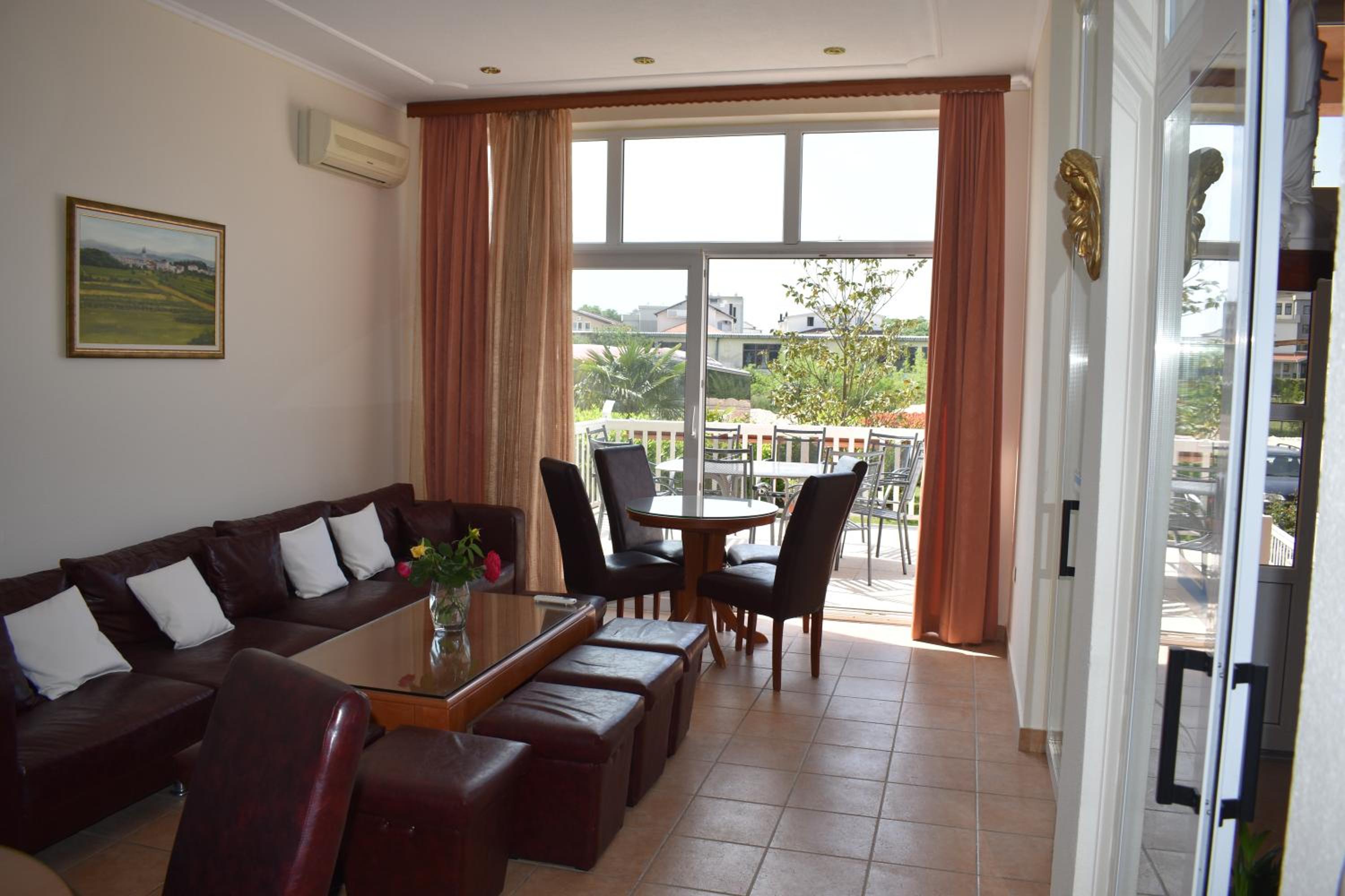 Guest House Regina Mundi